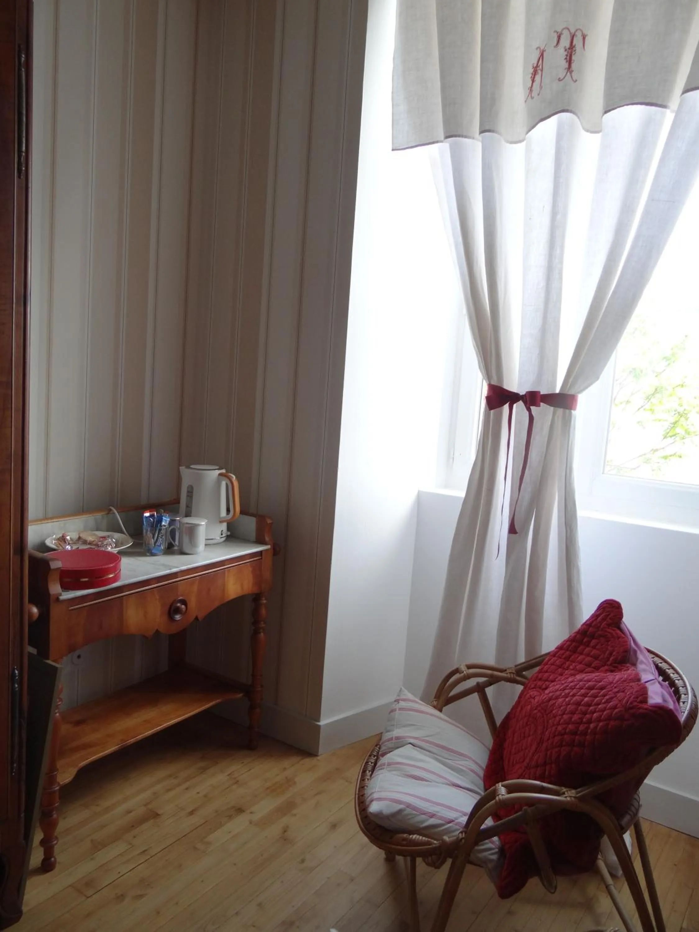 Les Tilleuls - Chambres d'hôtes - La Rochefoucauld