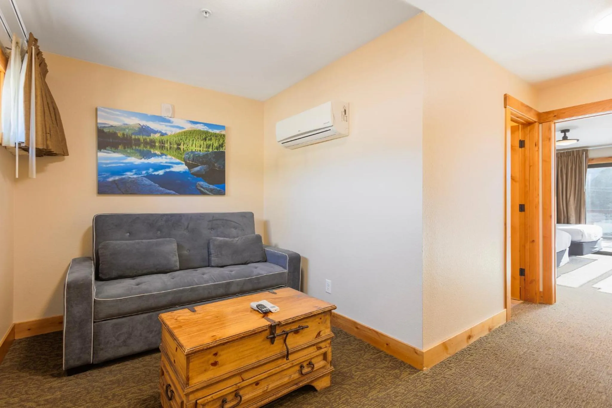 Bed in Coyote Mountain Lodge