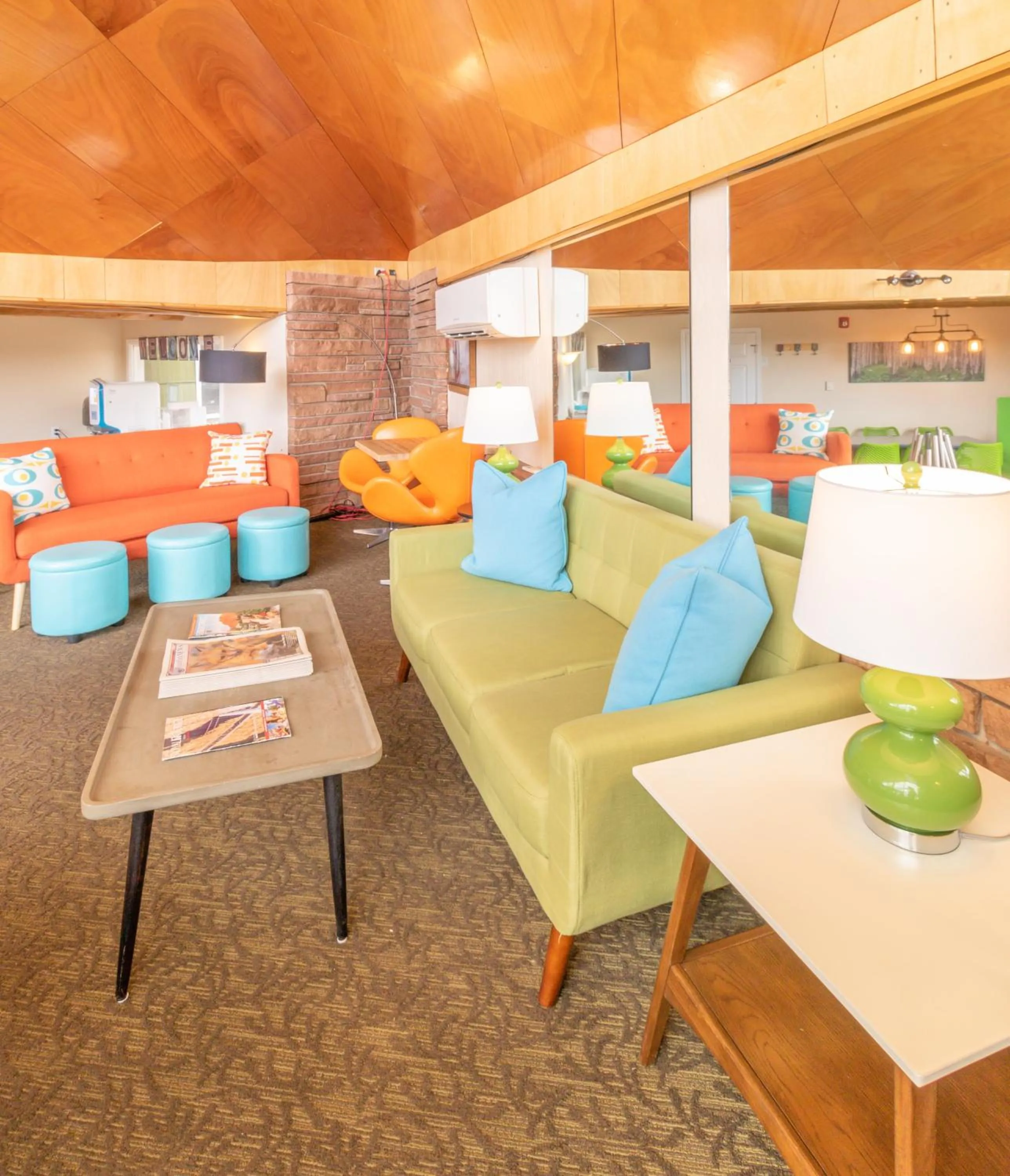 Lobby or reception in Coyote Mountain Lodge