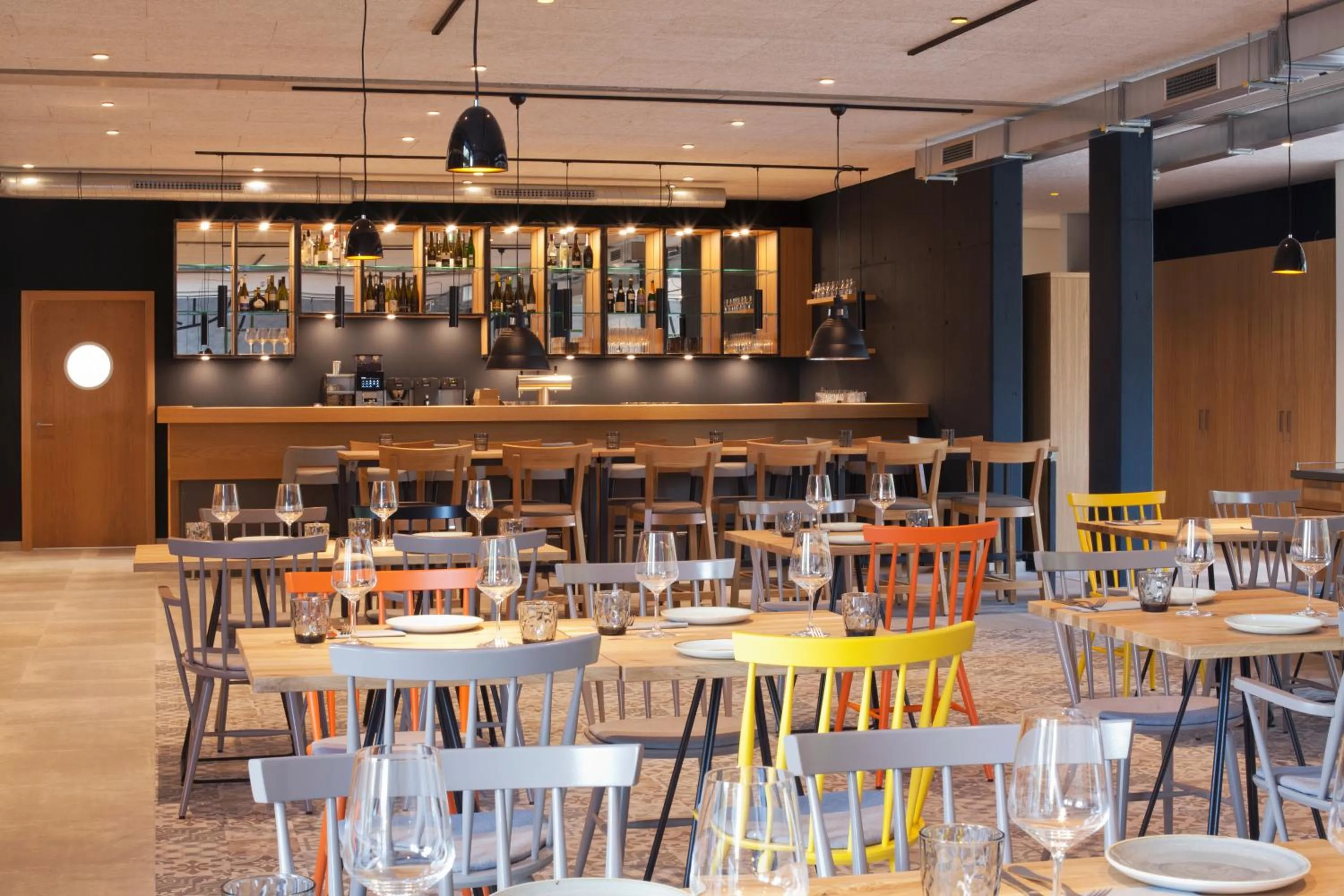 Restaurant/places to eat in Schulhaus Hotel