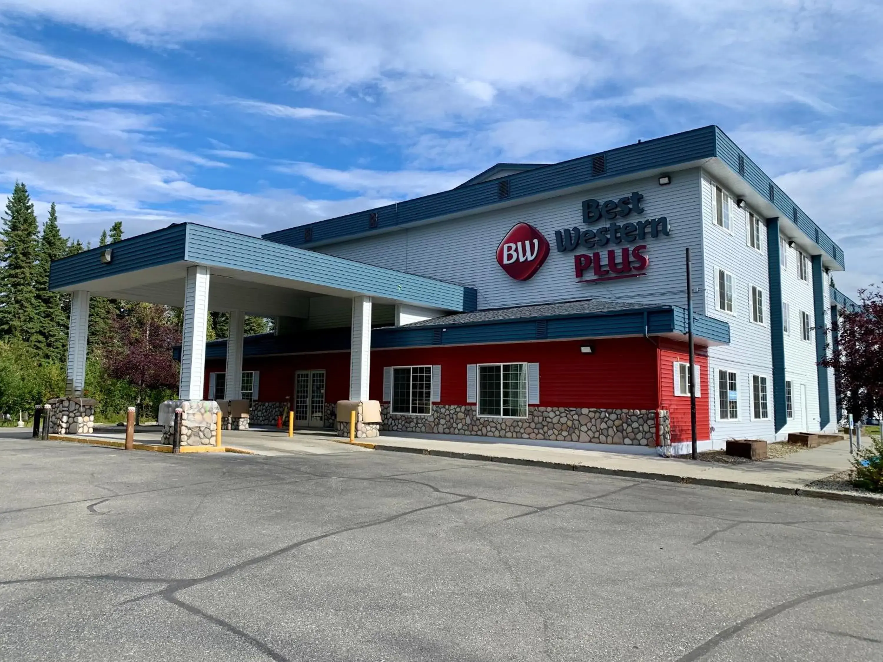 Property building in Best Western Plus Pioneer Park Inn Property building in Best Western Plus Pioneer Park Inn