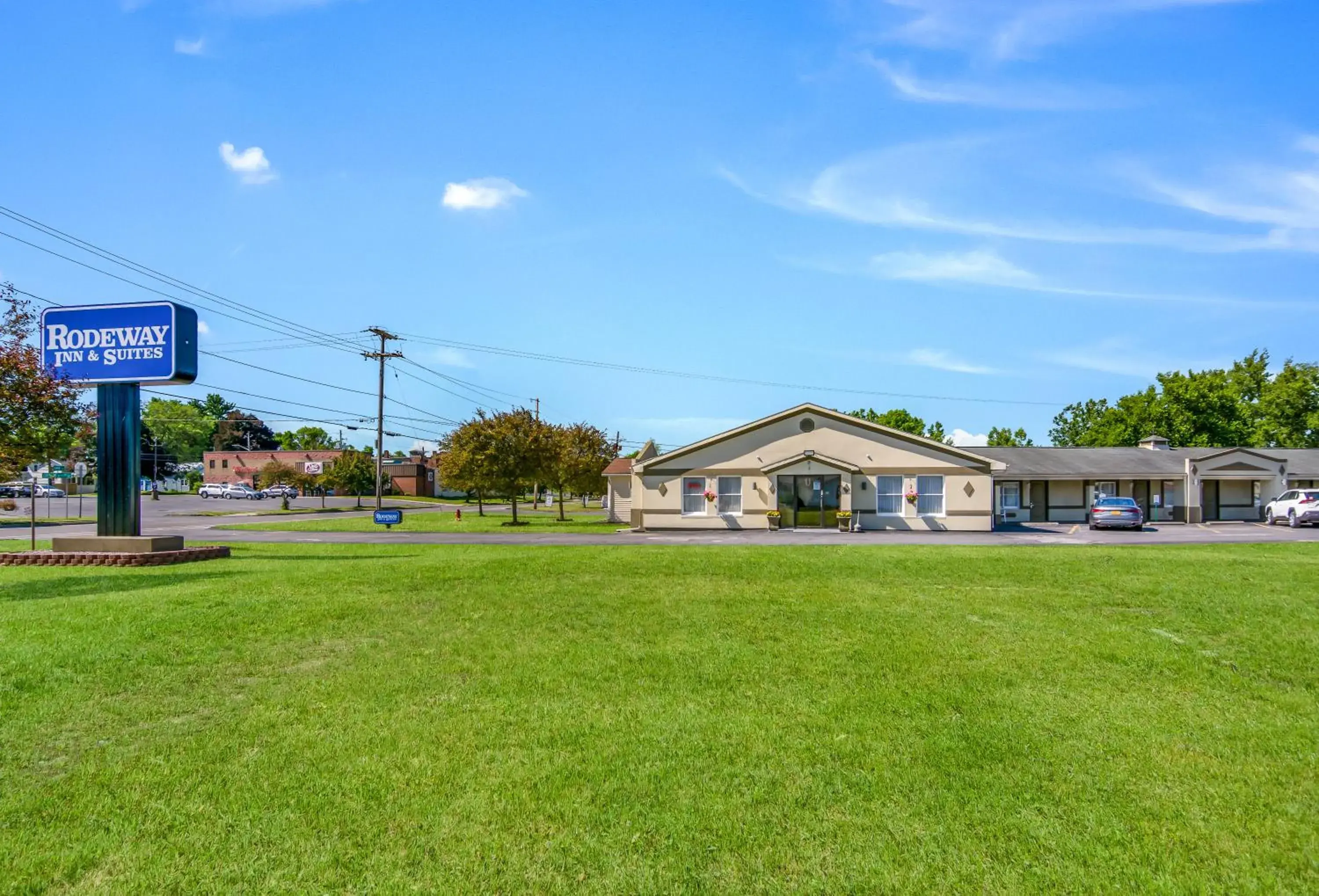 Property building in Rodeway Inn Property building in Rodeway Inn