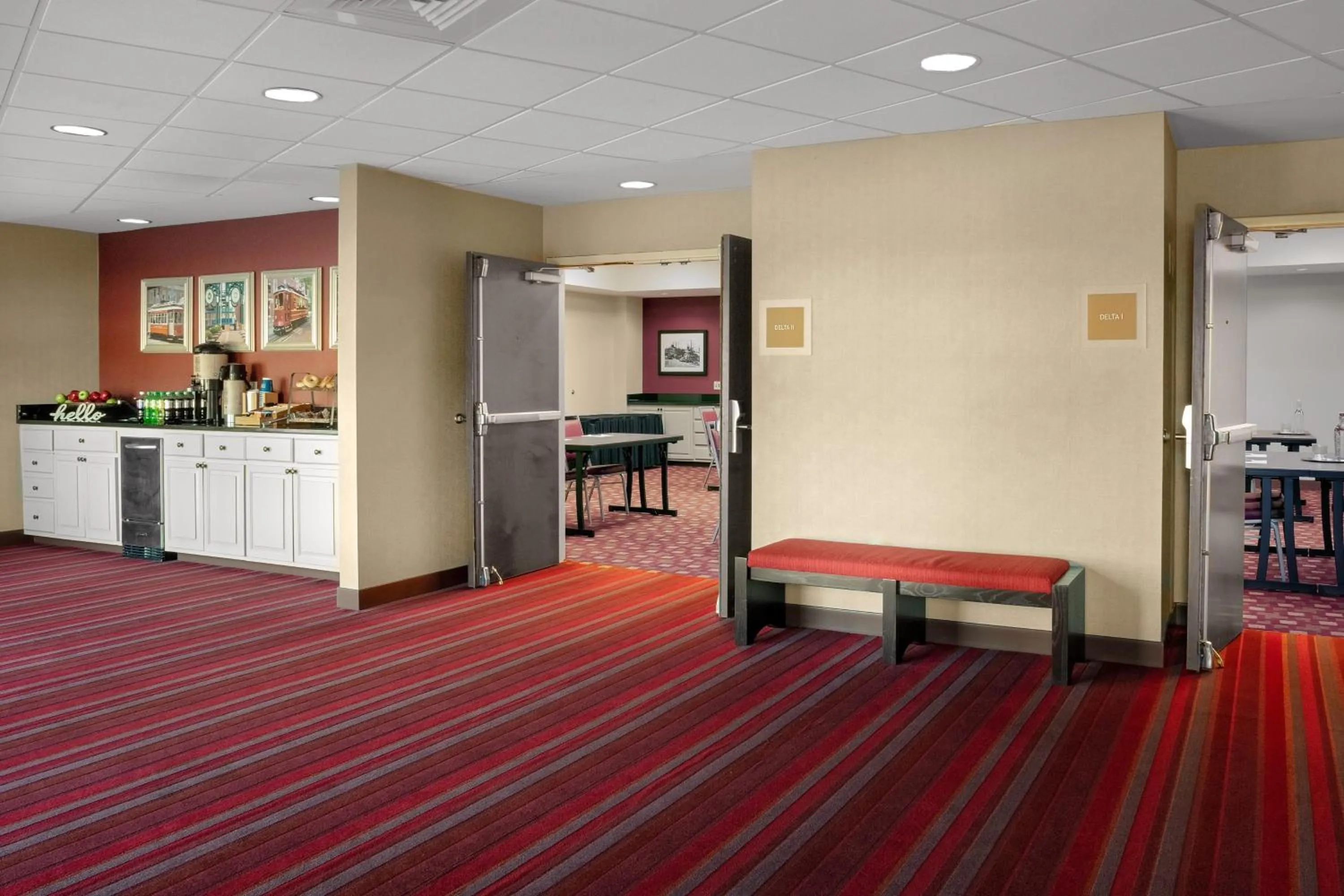Meeting/conference room in Four Points by Sheraton Memphis East