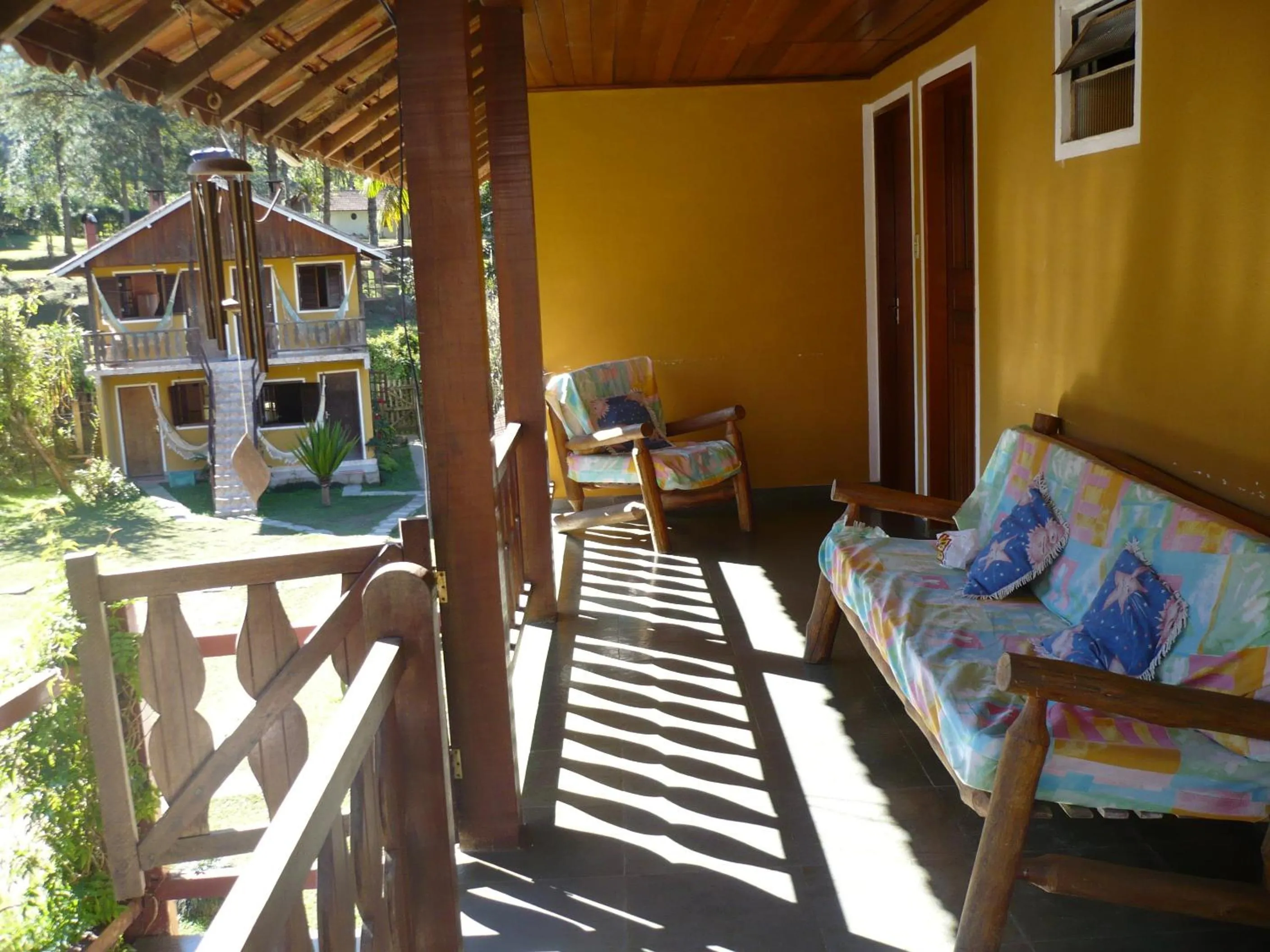 Patio in Pousada Vale da Represa