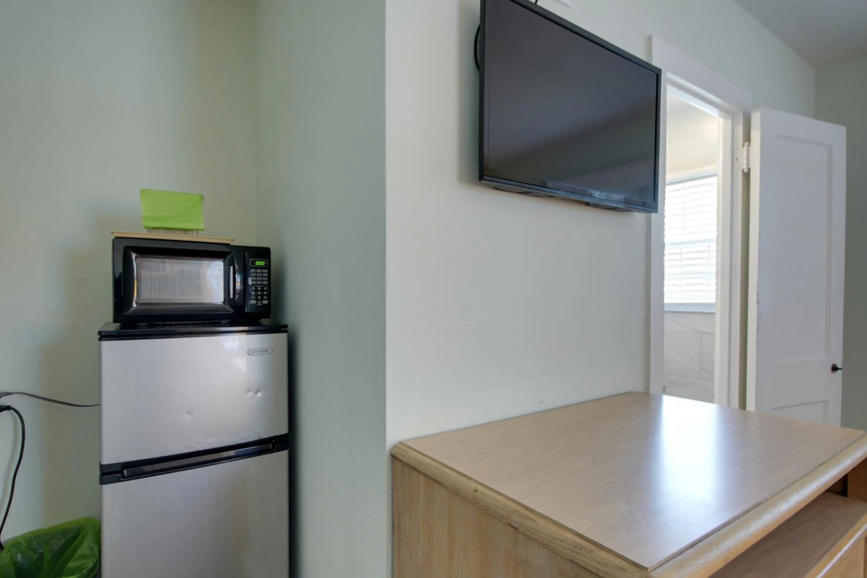 TV and multimedia in Ocean Lodge Hotel South