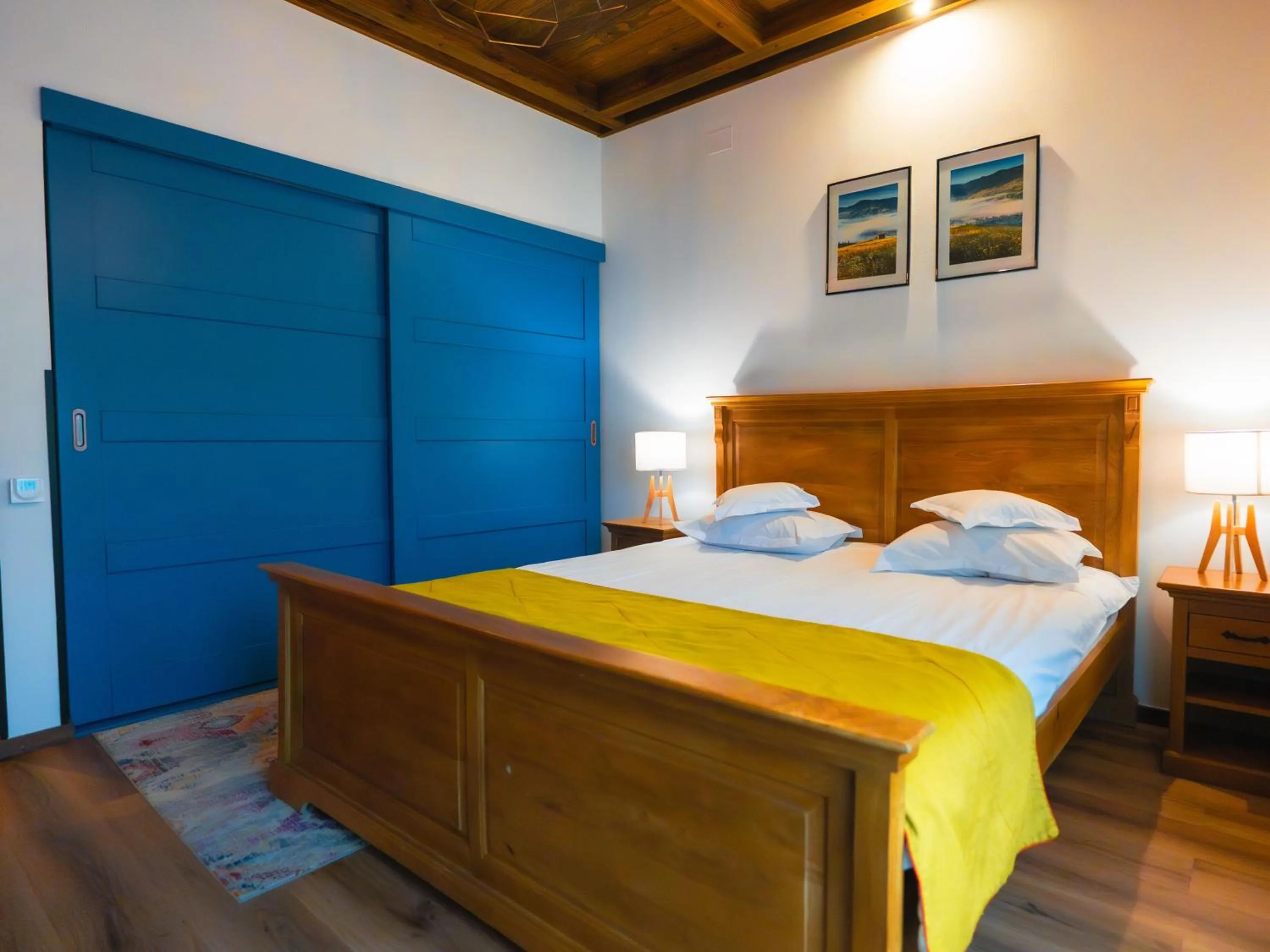 Photo of the whole room, Bed in KABAN BOUTIQUE HOTEL - 5Star Central Villa in Vatra Dornei