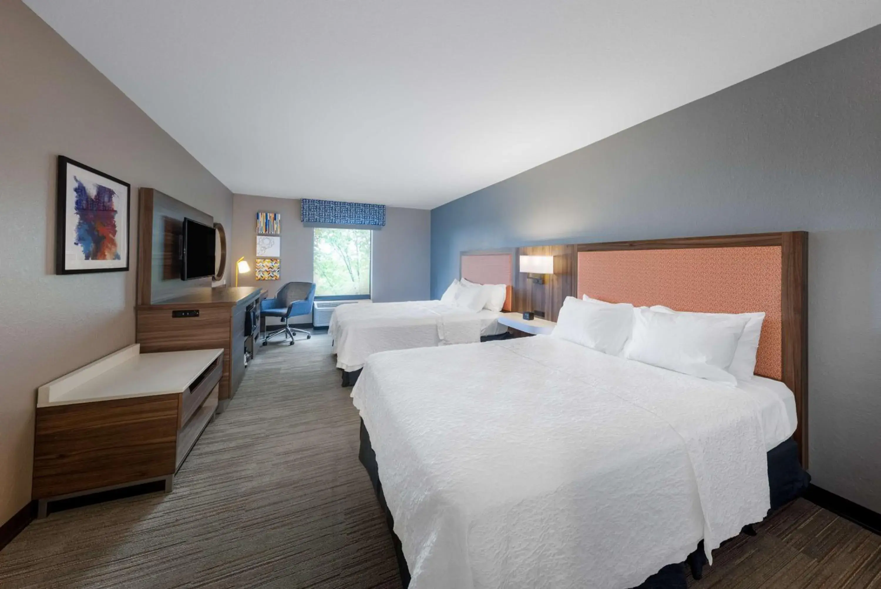 Bedroom, Bed in Hampton Inn Saint Robert Bedroom, Bed in Hampton Inn Saint Robert