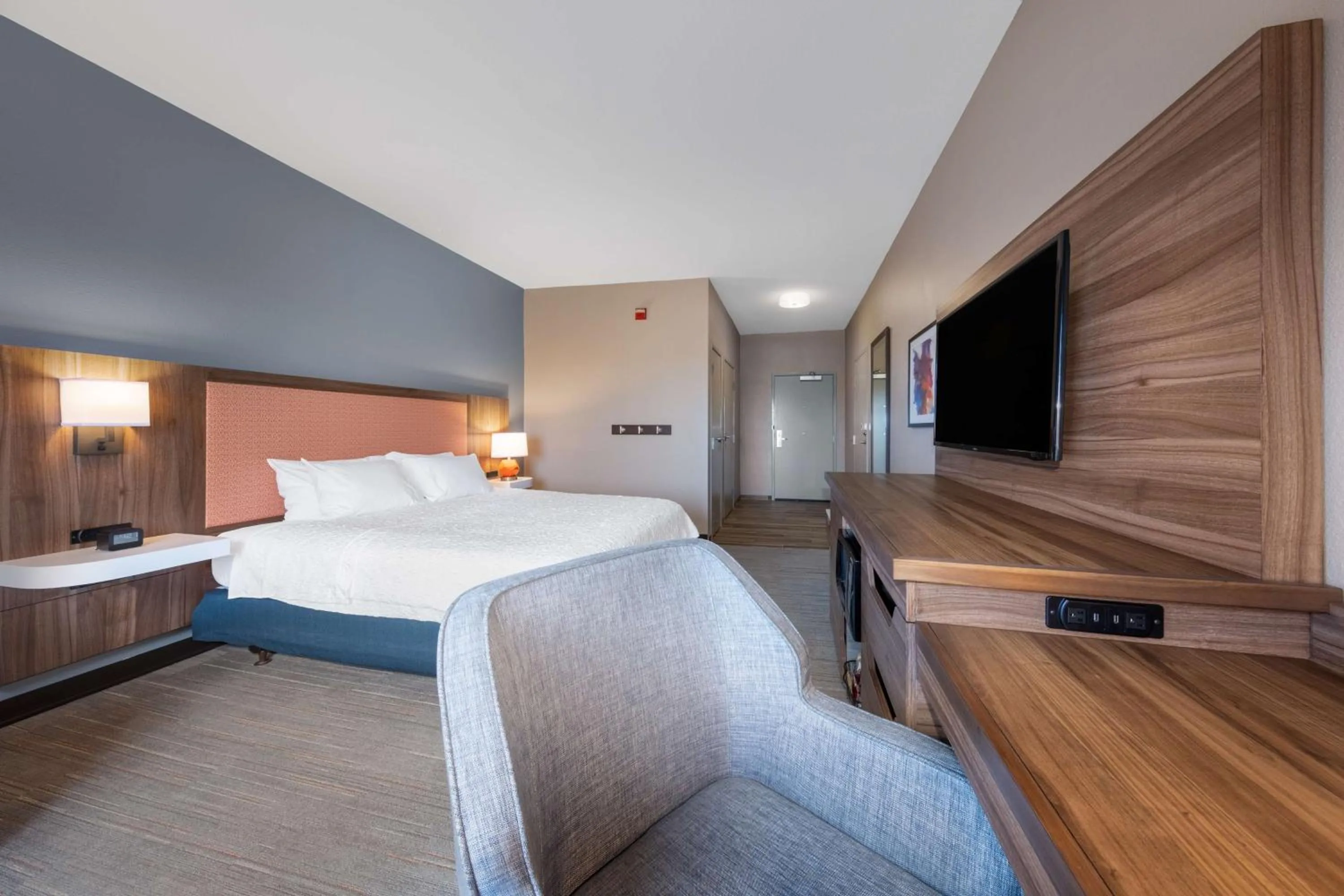 Bedroom, Bed in Hampton Inn Saint Robert