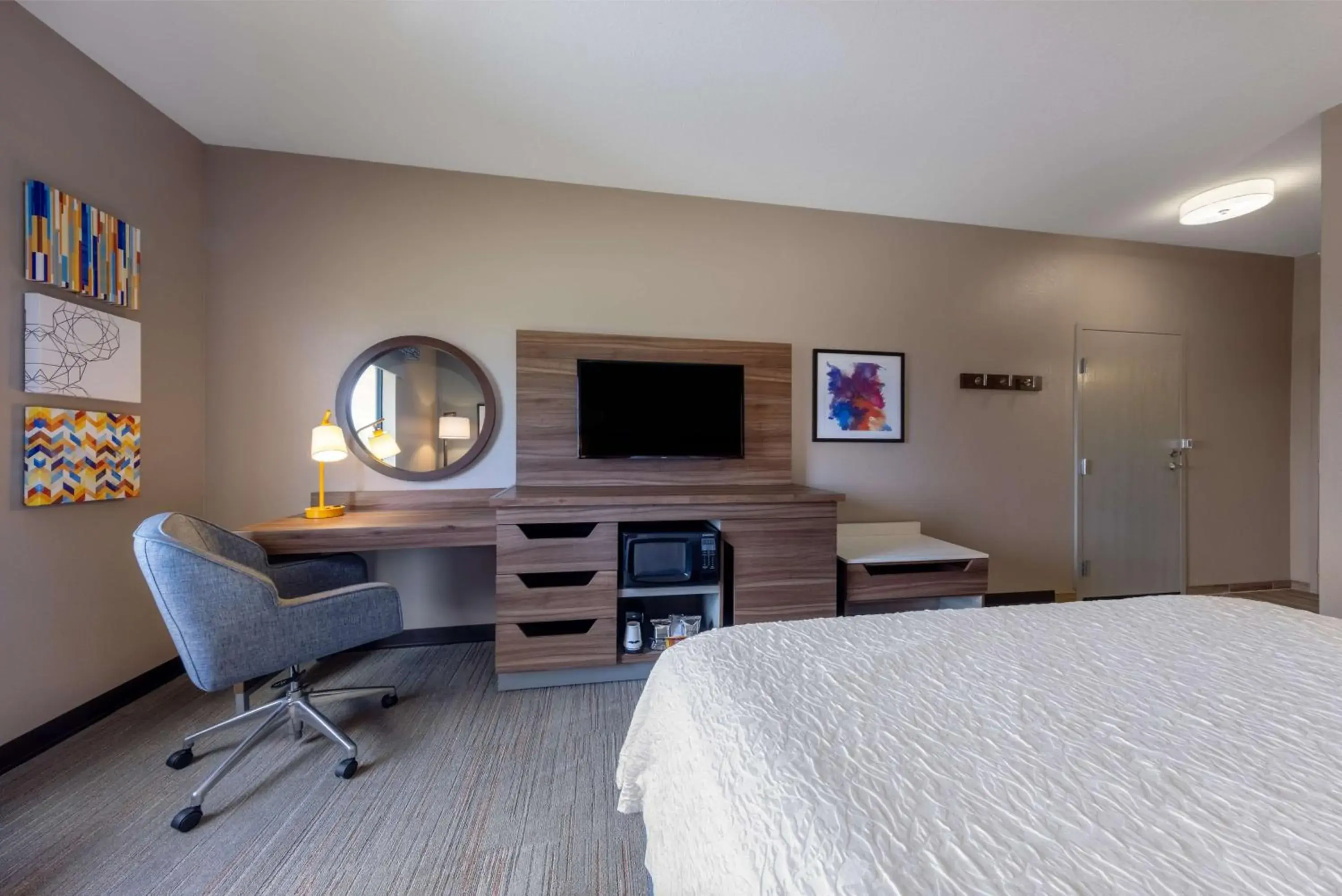 Bedroom, Bed in Hampton Inn Saint Robert Bedroom, Bed in Hampton Inn Saint Robert