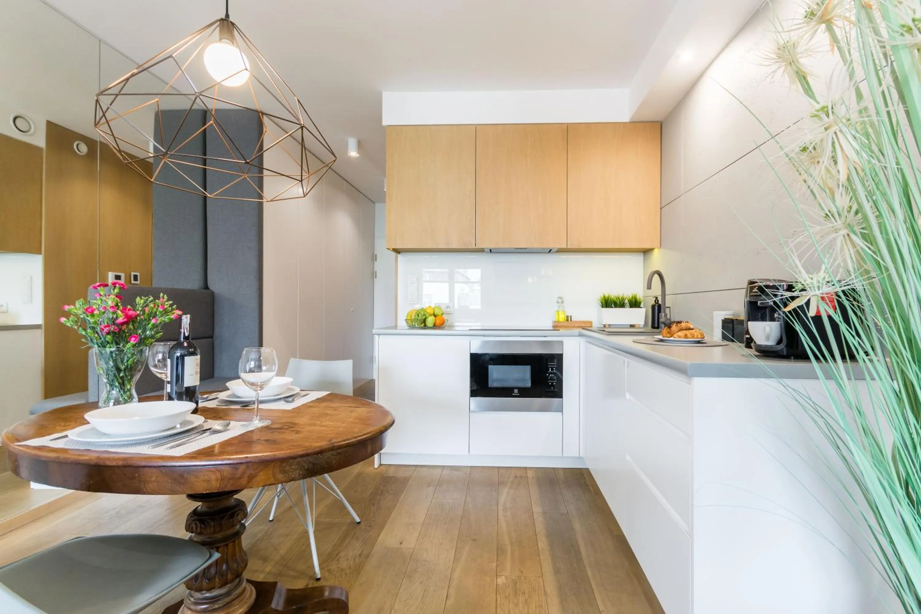 Kitchen or kitchenette in Old Town Premium Queen`s Apartments