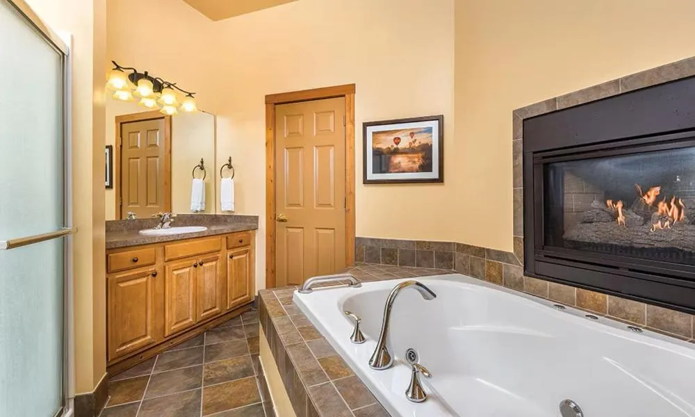 Bathroom in WorldMark Galena