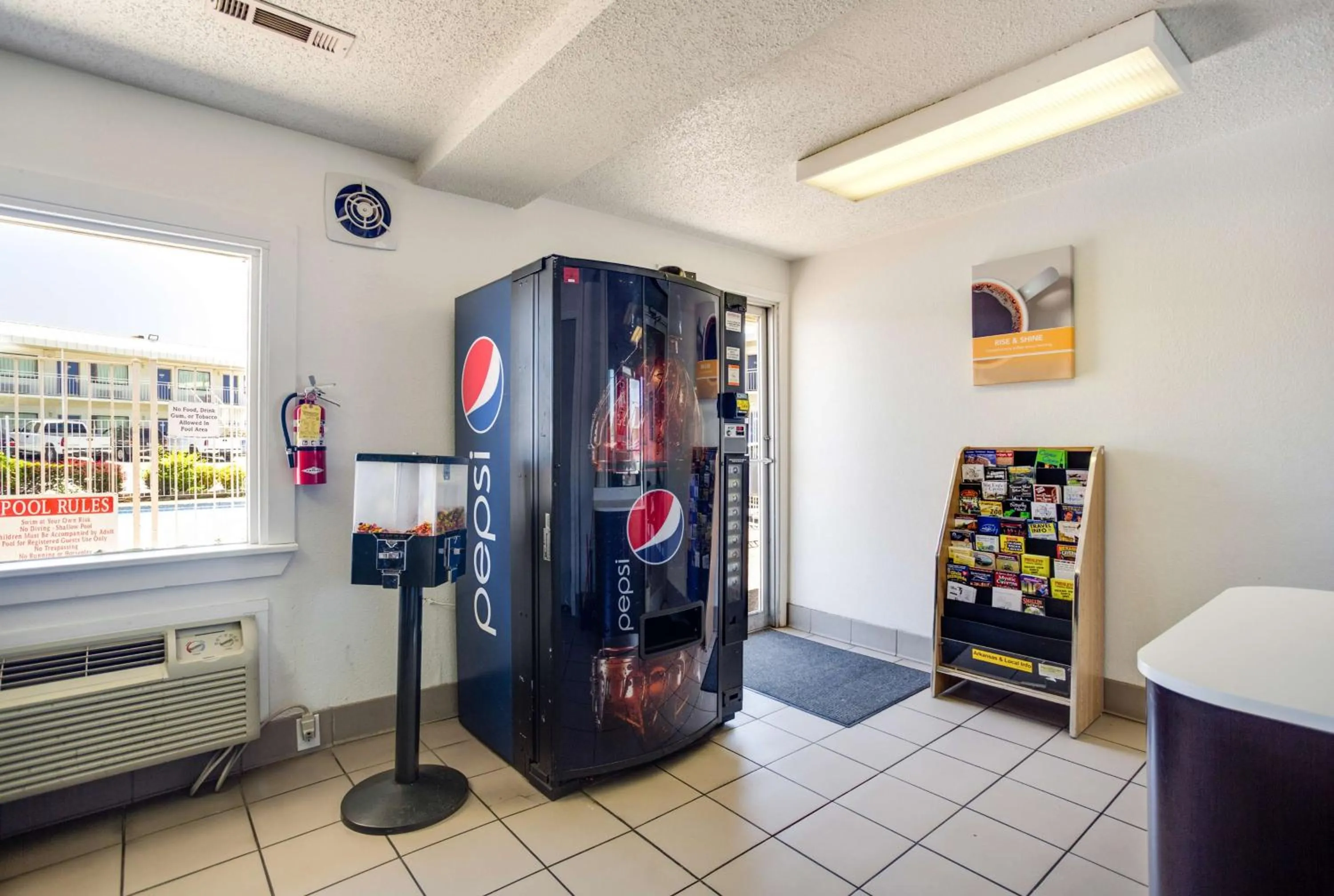 Library in Motel 6-Fayetteville, AR