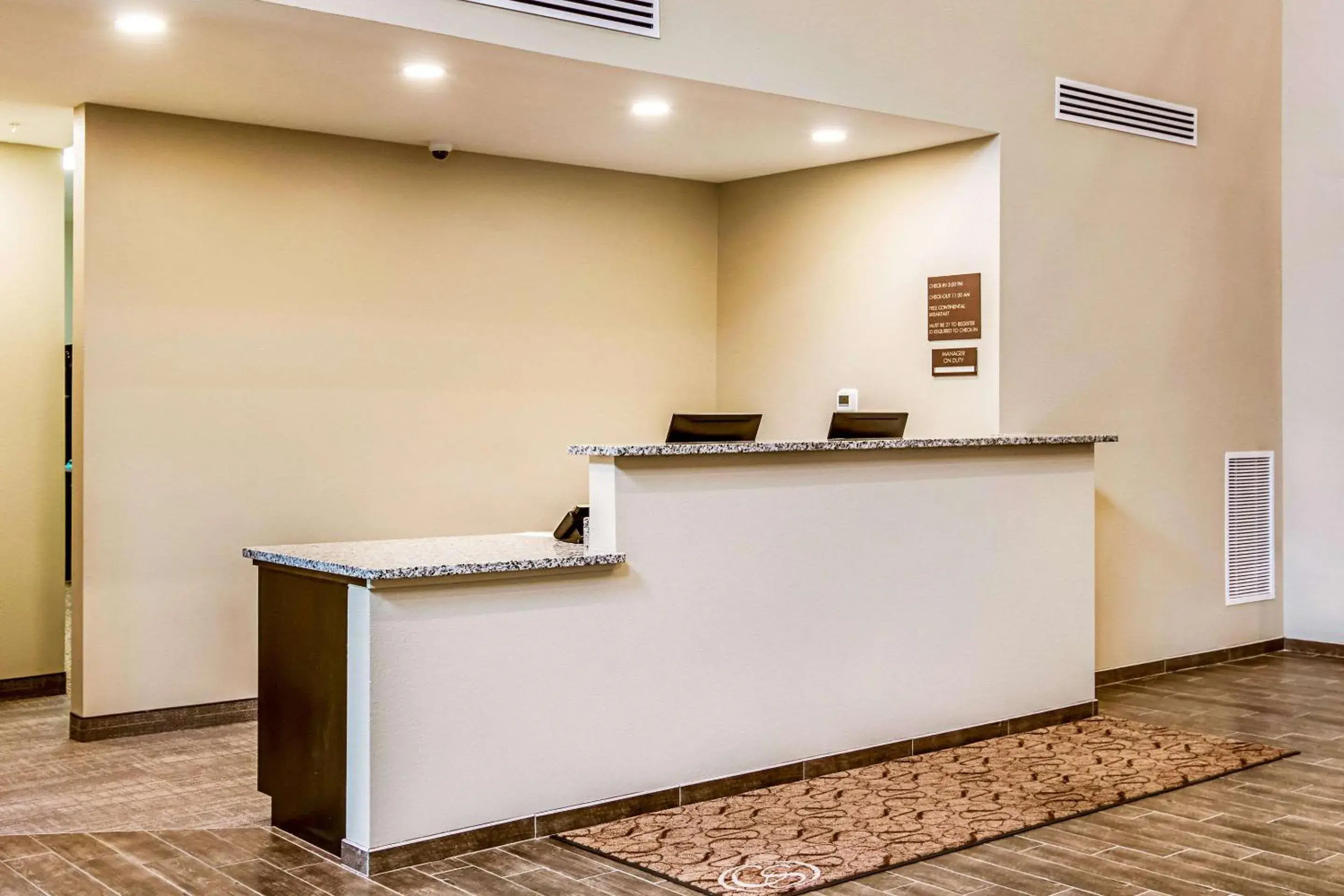 Lobby or reception in Comfort Suites Wooster near University Campus Lobby or reception in Comfort Suites Wooster near University Campus