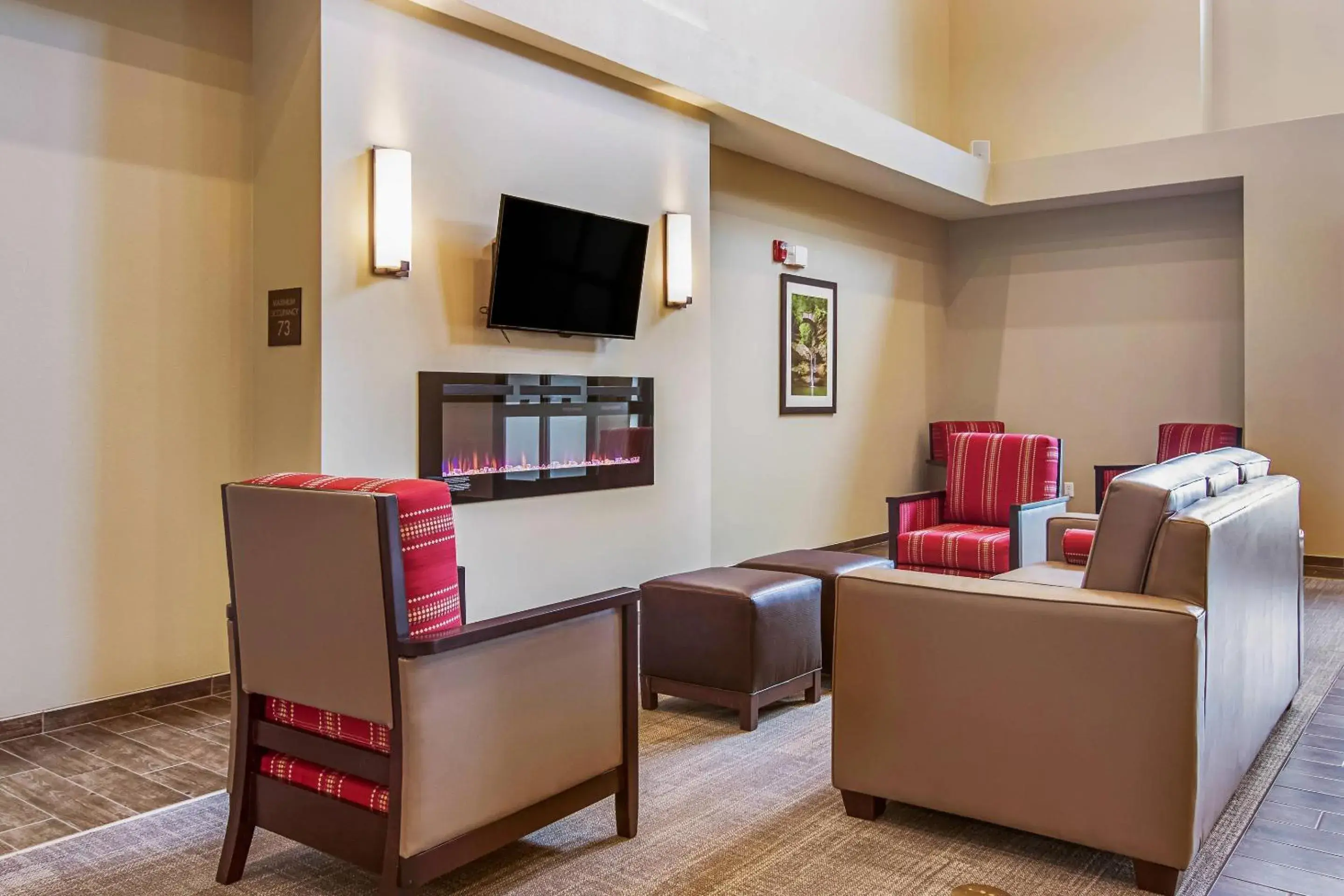 Lobby or reception in Comfort Suites Wooster near University Campus Lobby or reception in Comfort Suites Wooster near University Campus
