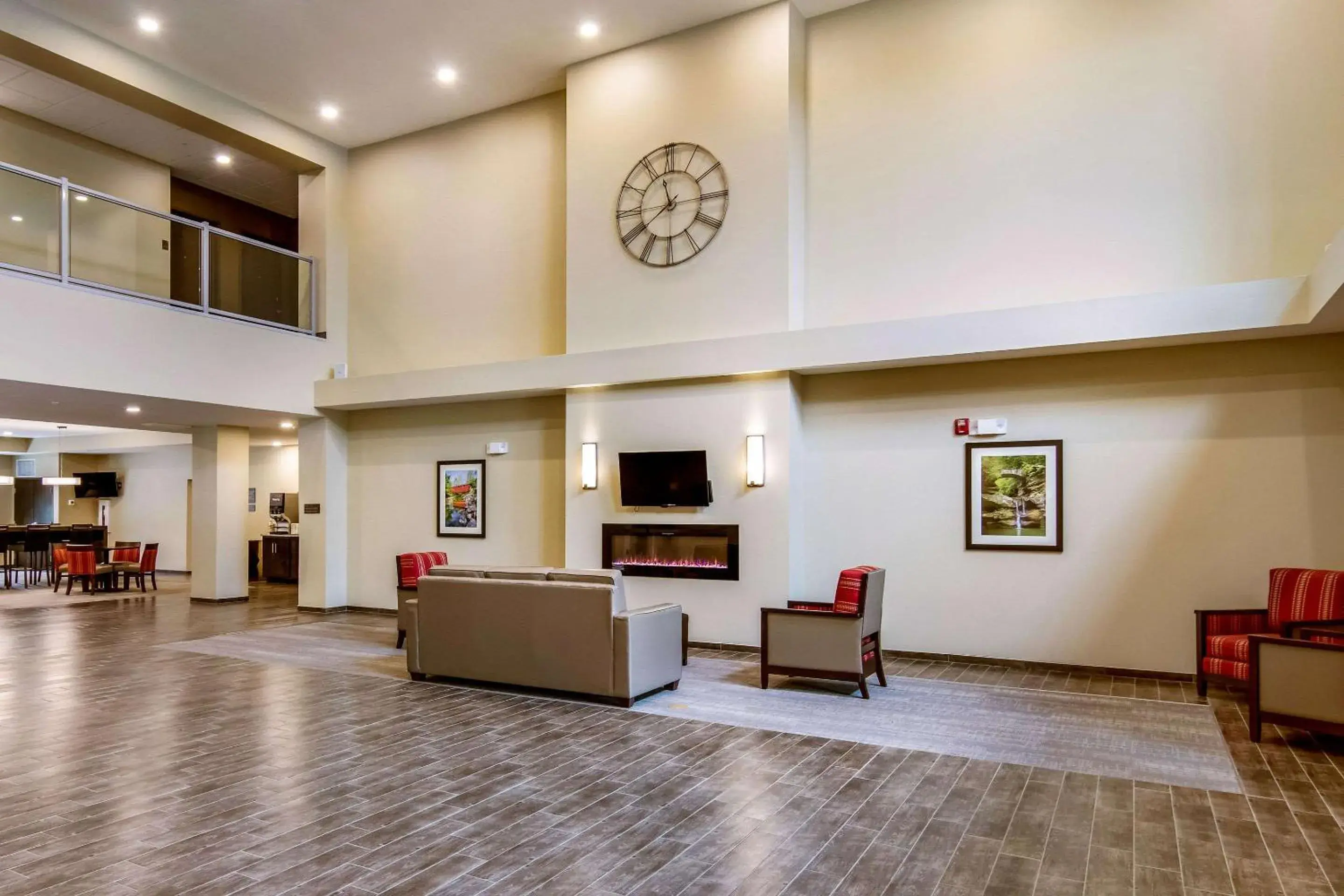 Lobby or reception in Comfort Suites Wooster near University Campus Lobby or reception in Comfort Suites Wooster near University Campus