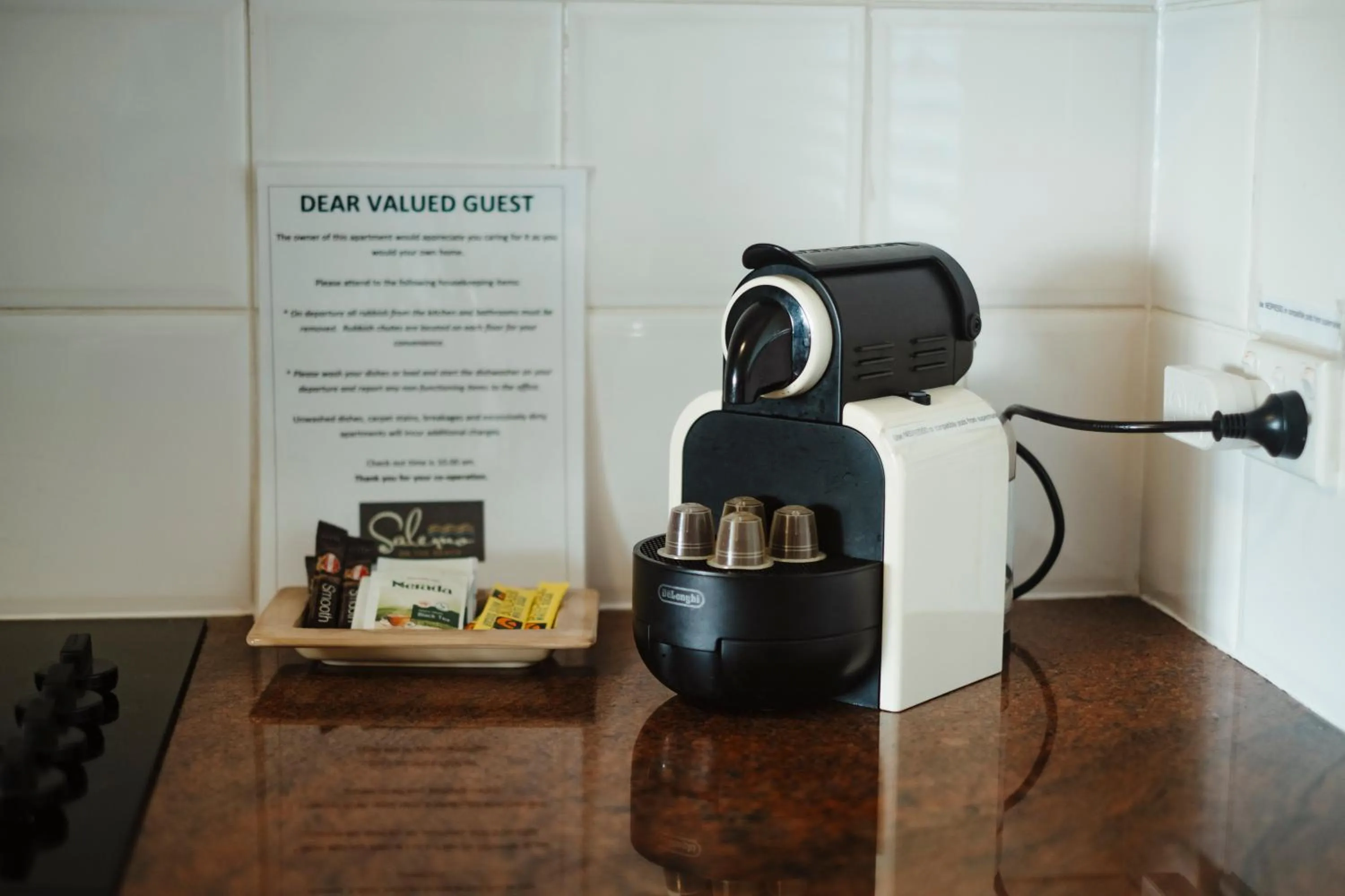 Coffee/tea facilities in Salerno On The Beach