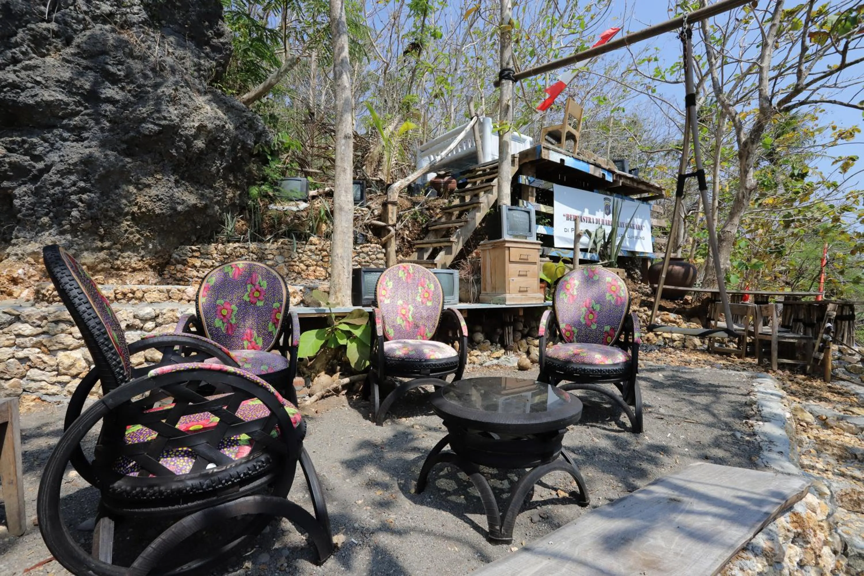 Living room in NewAlasKuliner & HomestayWatulumbung