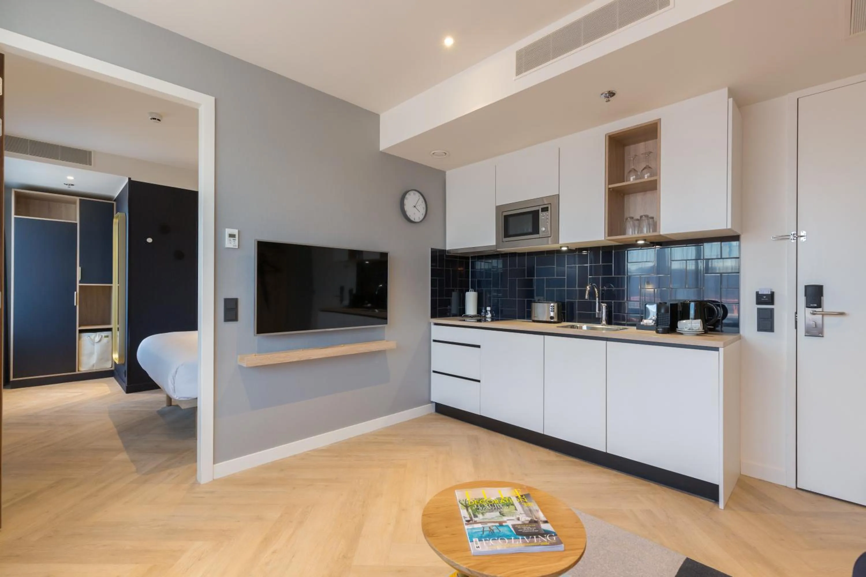 Kitchen or kitchenette in Staybridge Suites The Hague - Parliament by IHG