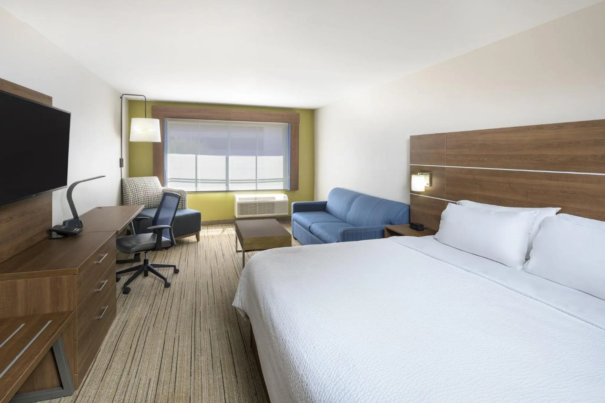 Photo of the whole room, Bed in Holiday Inn Express & Suites - Gilbert - East Mesa by IHG