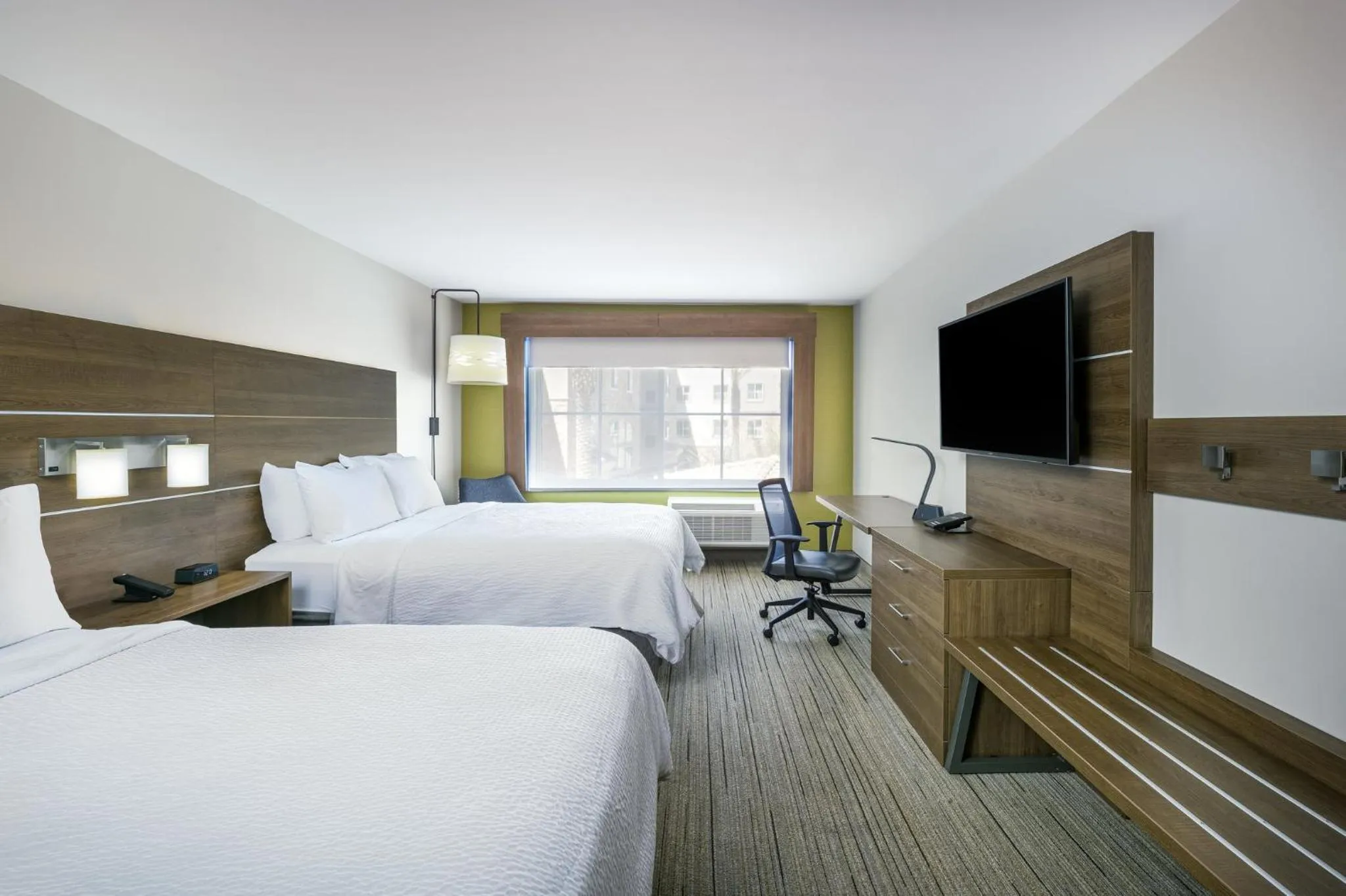 Photo of the whole room, Bed in Holiday Inn Express & Suites - Gilbert - East Mesa by IHG
