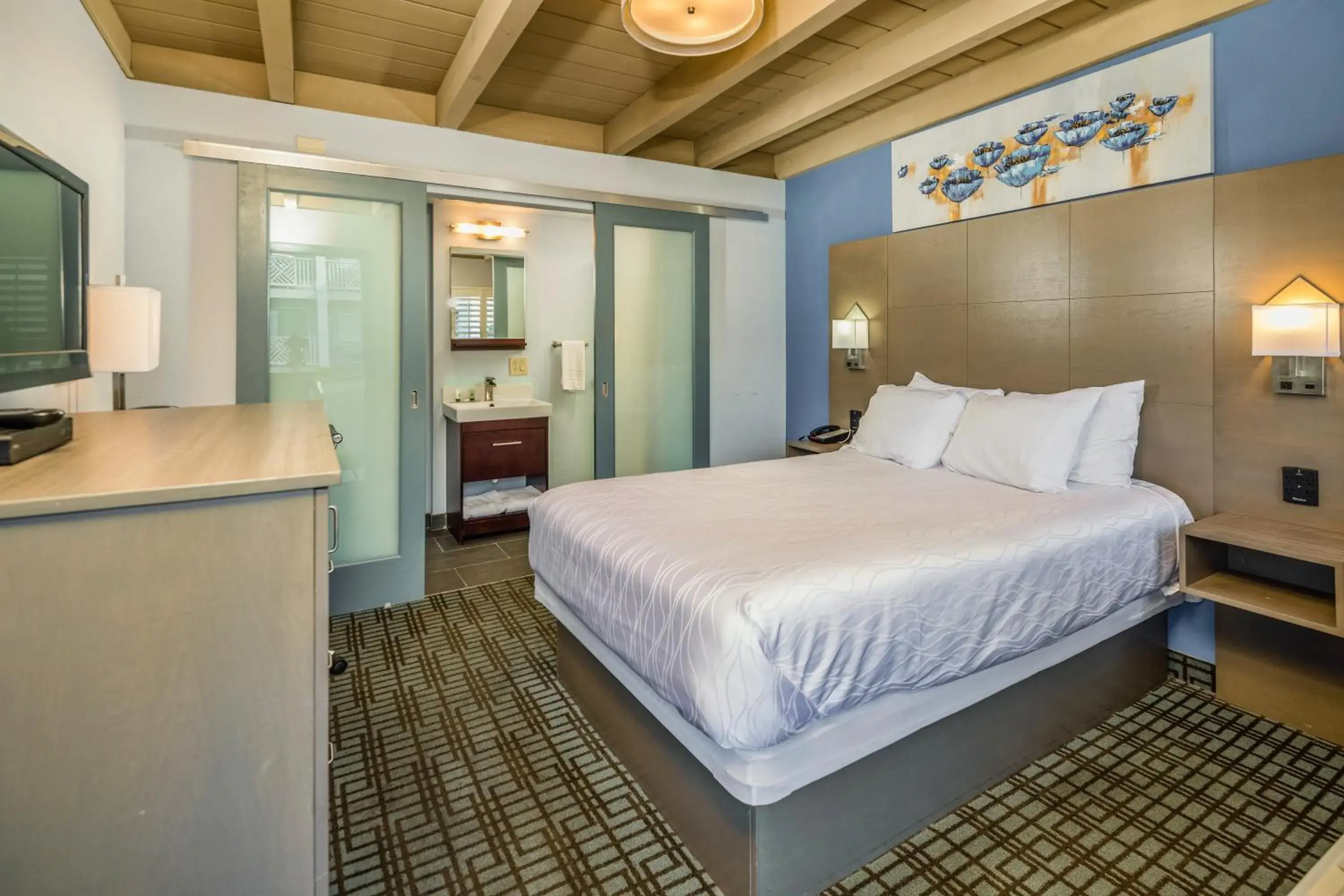 Bedroom, Bed in Silicon Valley Inn Bedroom, Bed in Silicon Valley Inn