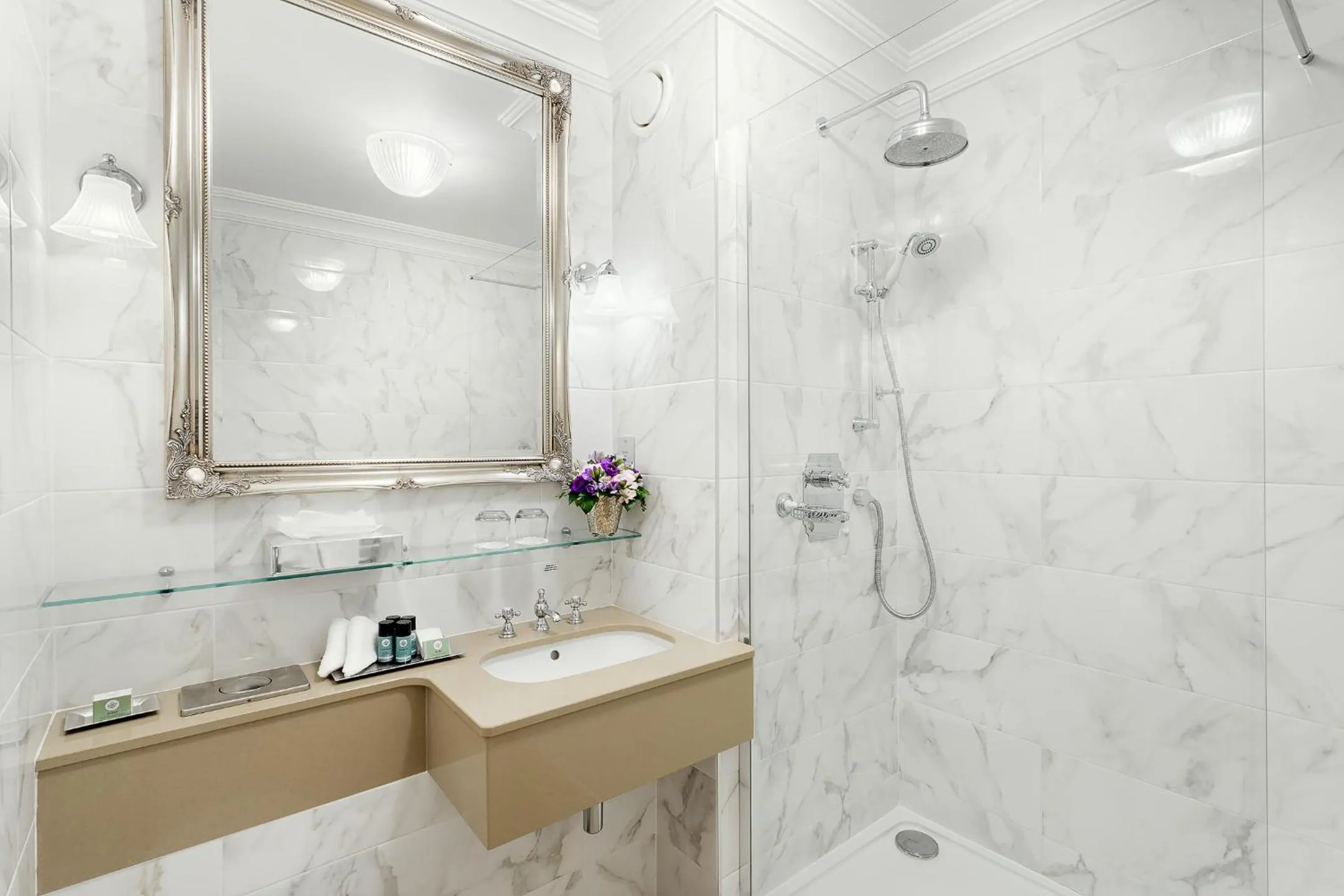 Shower in Glenlo Abbey Hotel