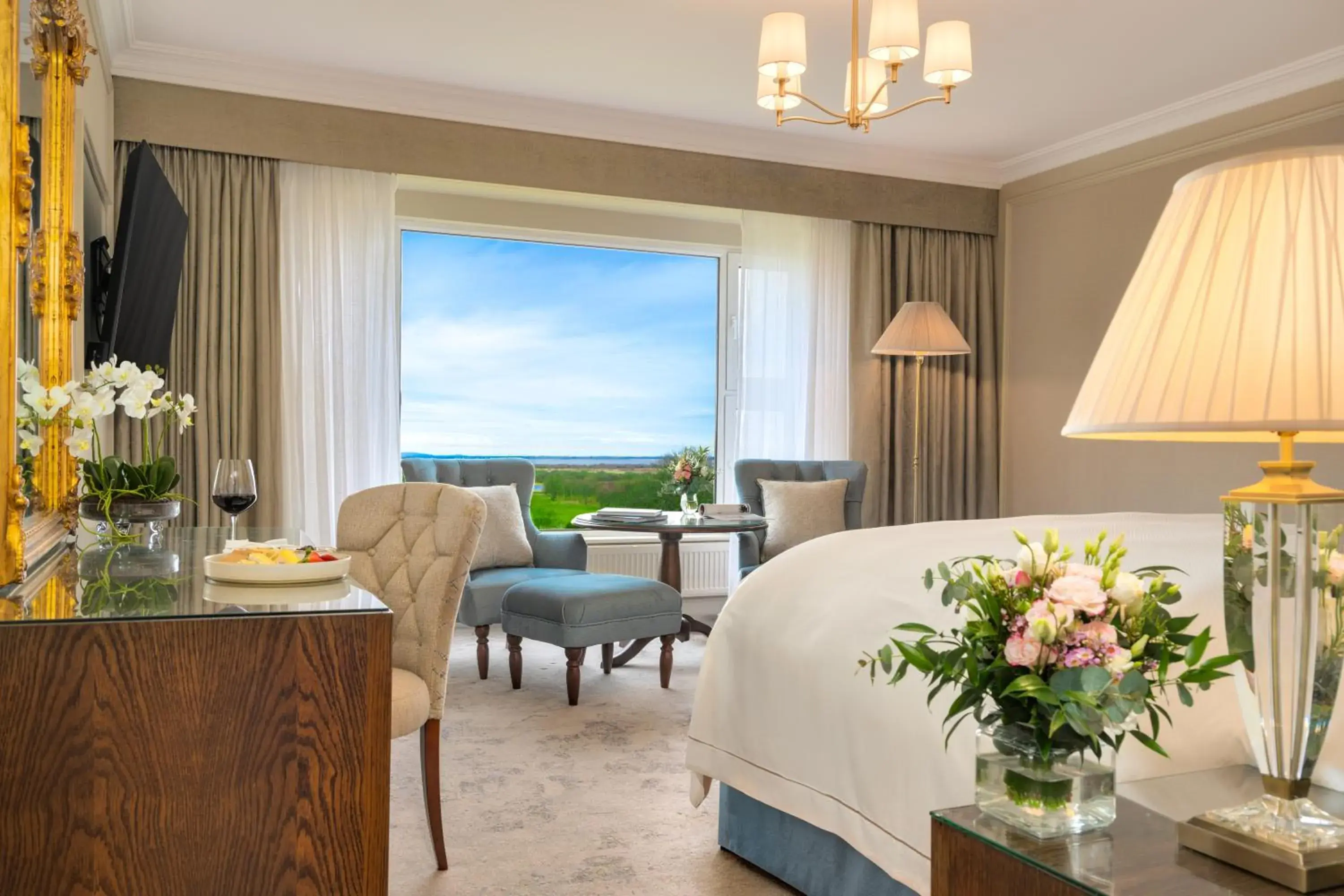 Corrib Deluxe Room in Glenlo Abbey Hotel Corrib Deluxe Room in Glenlo Abbey Hotel