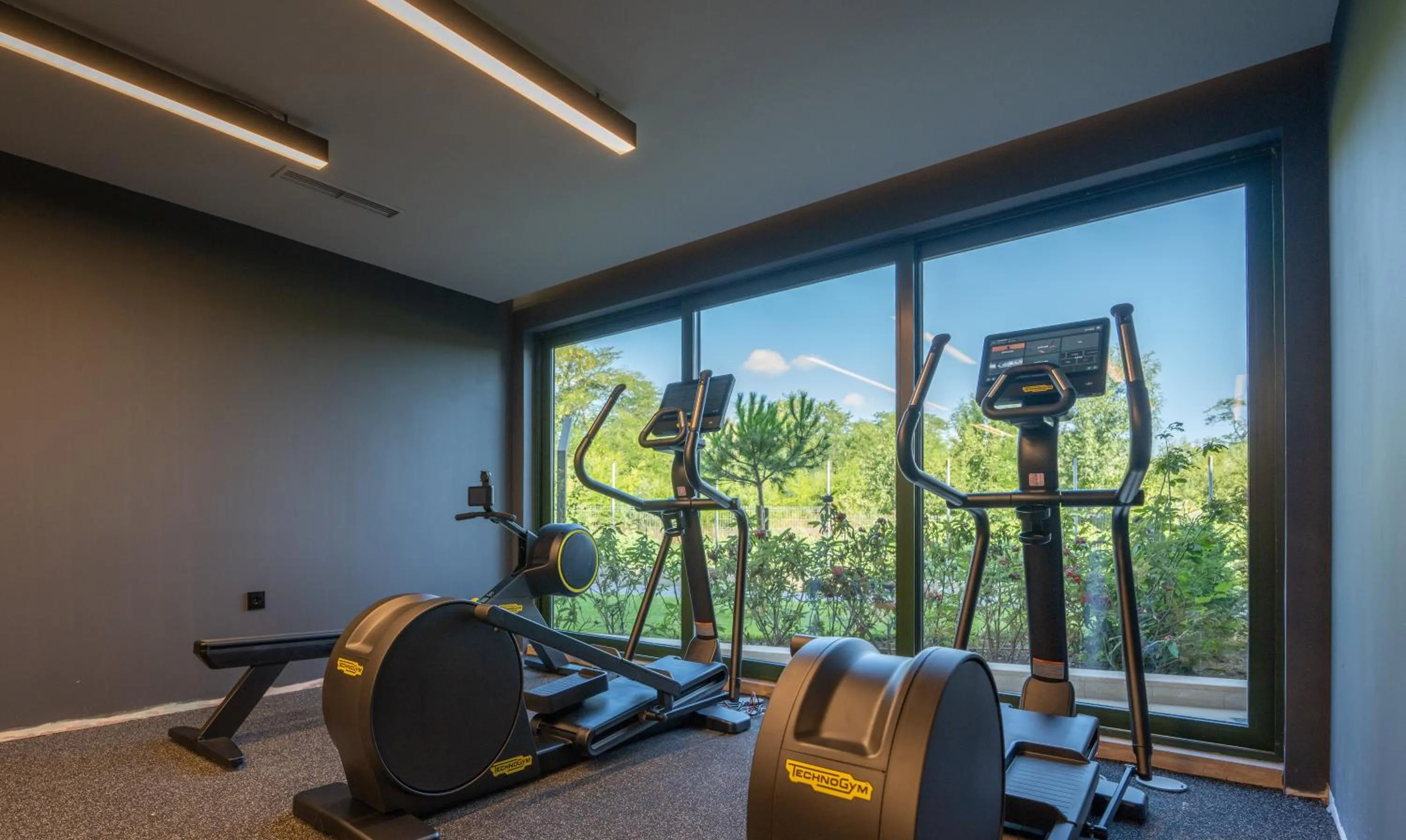 Fitness centre/facilities in HVD Reina del Mar - Premium Spa Service & Free Parking