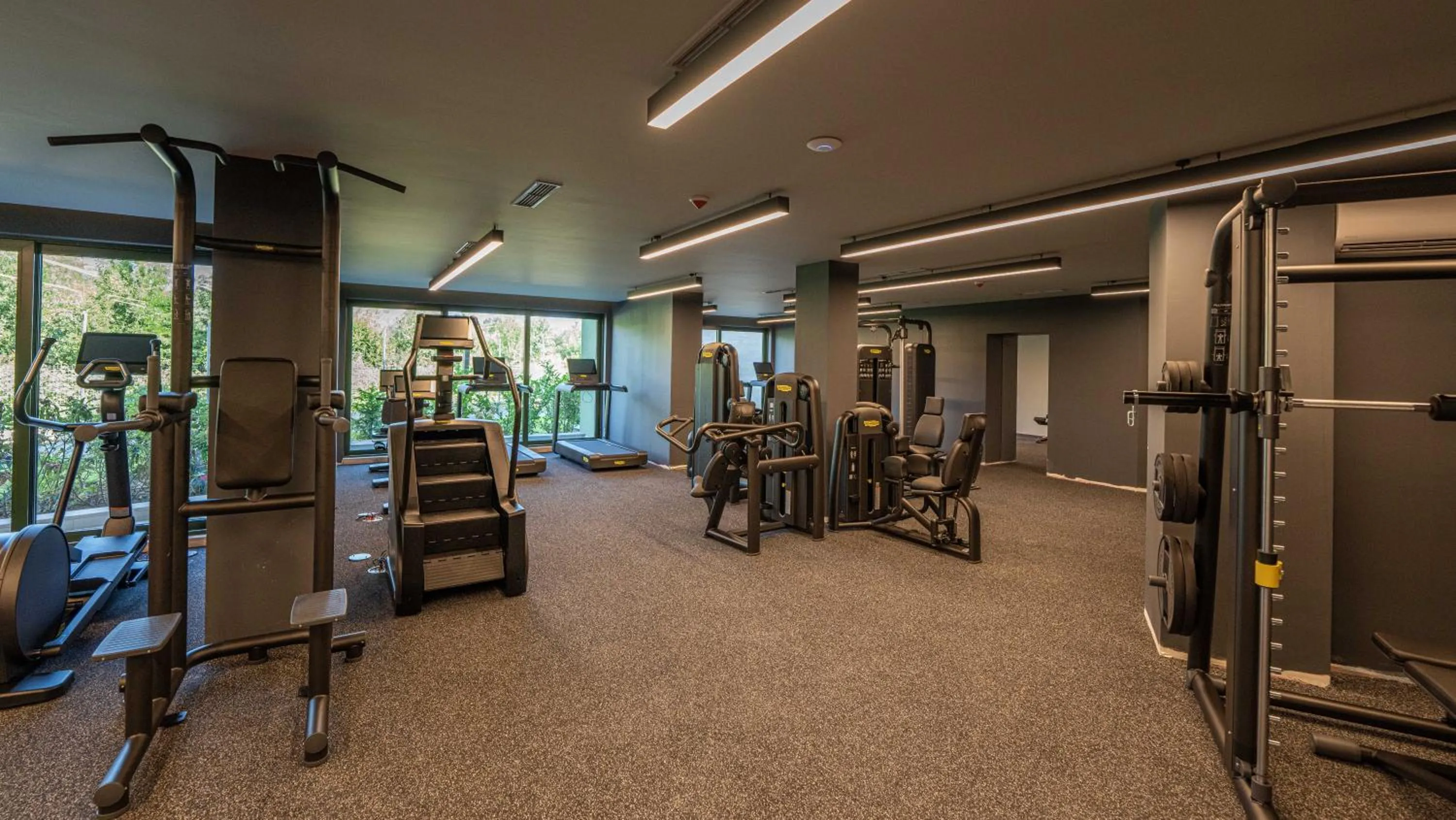 Fitness centre/facilities in HVD Reina del Mar - Premium Spa Service & Free Parking
