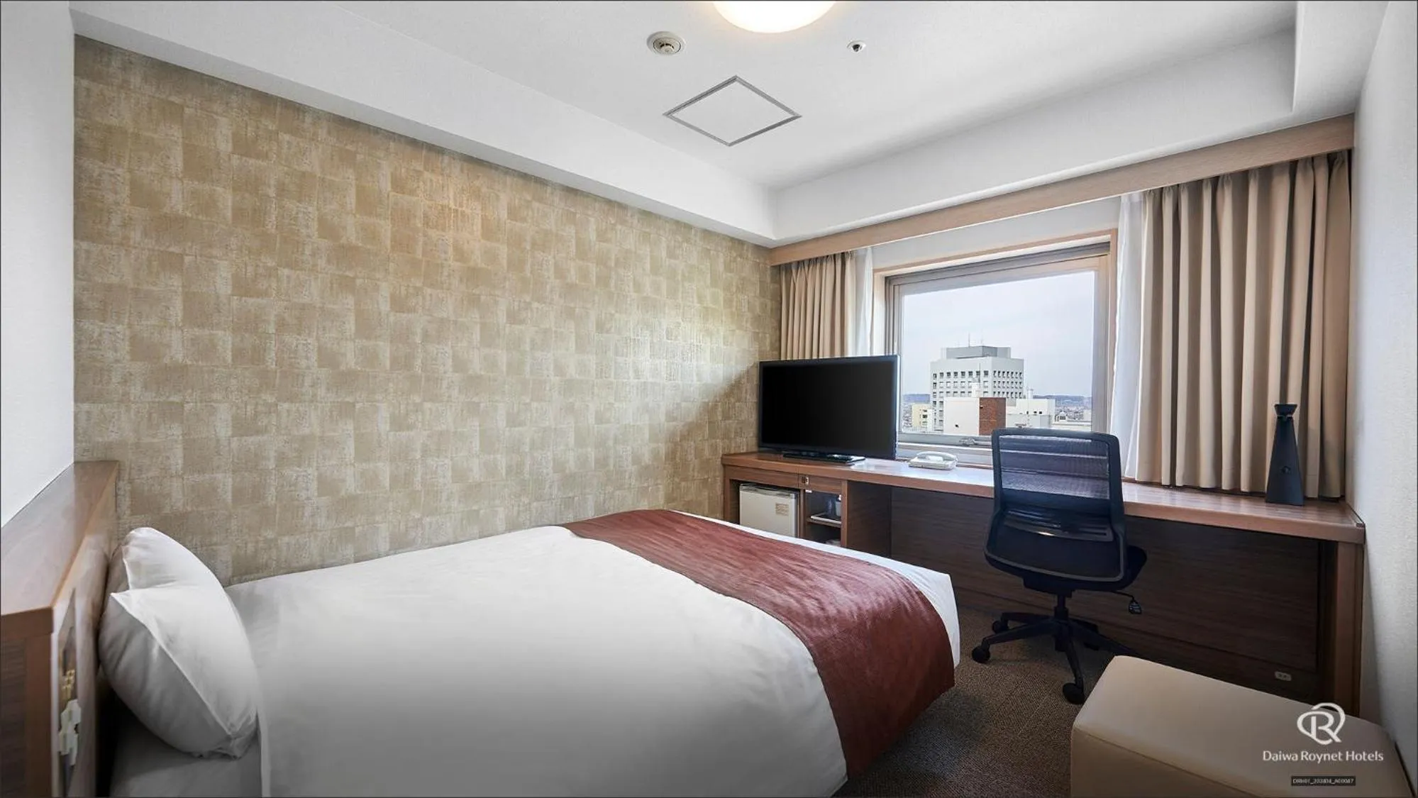 Bed in Daiwa Roynet Hotel Hachinohe