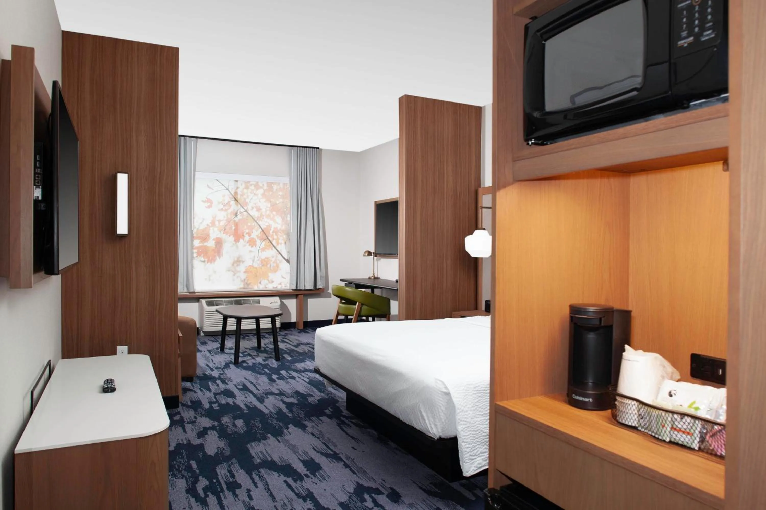 Bedroom, Bed in Fairfield Inn & Suites by Marriott Fort Morgan