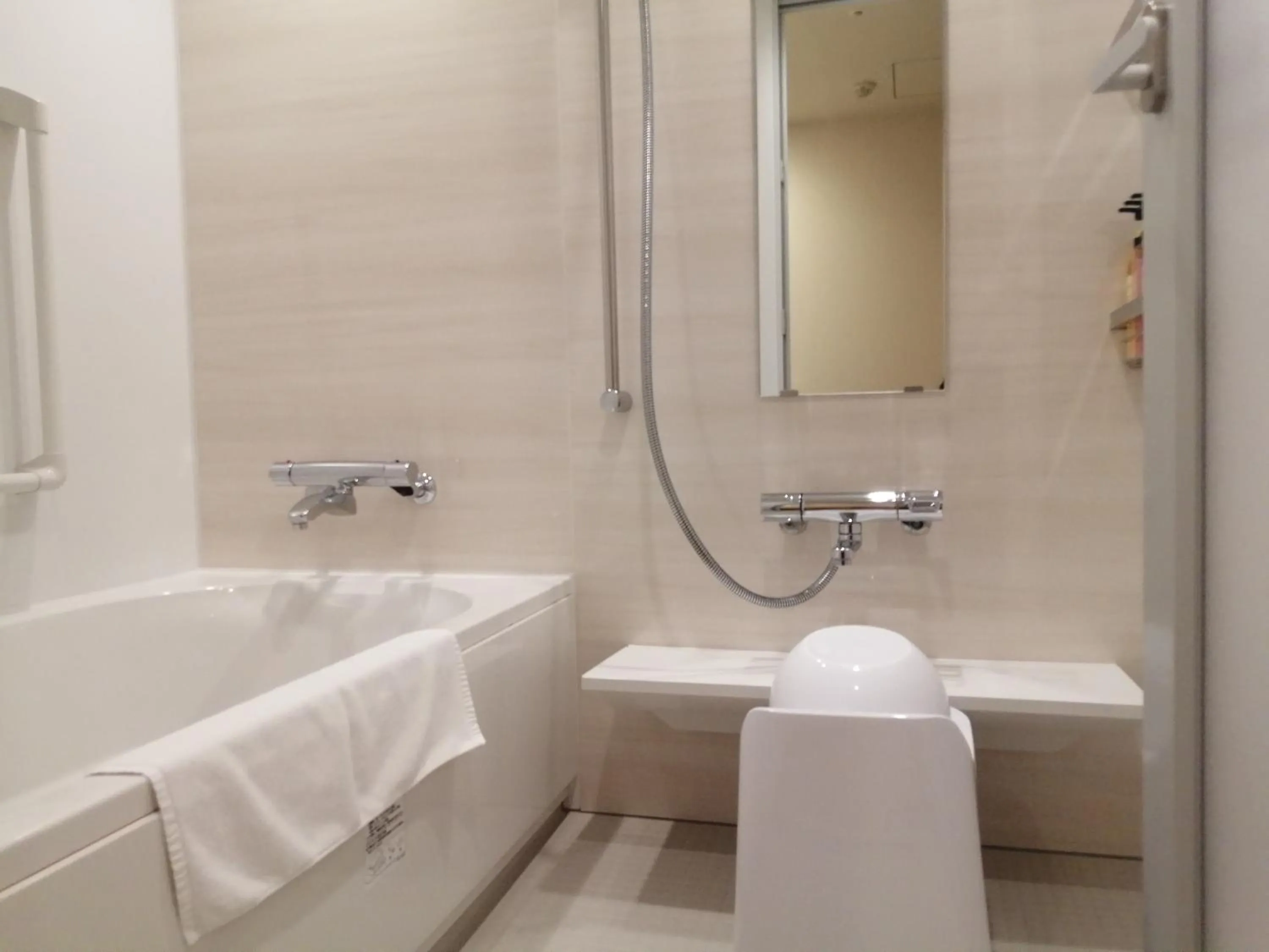 Bath in Kurobe Unazukionsen Yamanoha