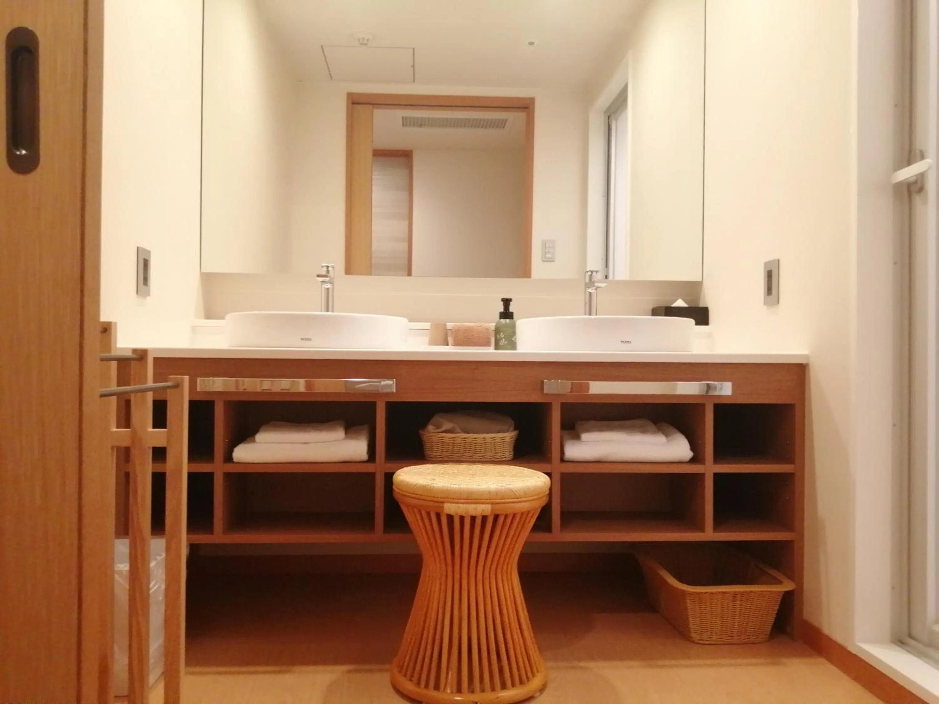 Bathroom in Kurobe Unazukionsen Yamanoha