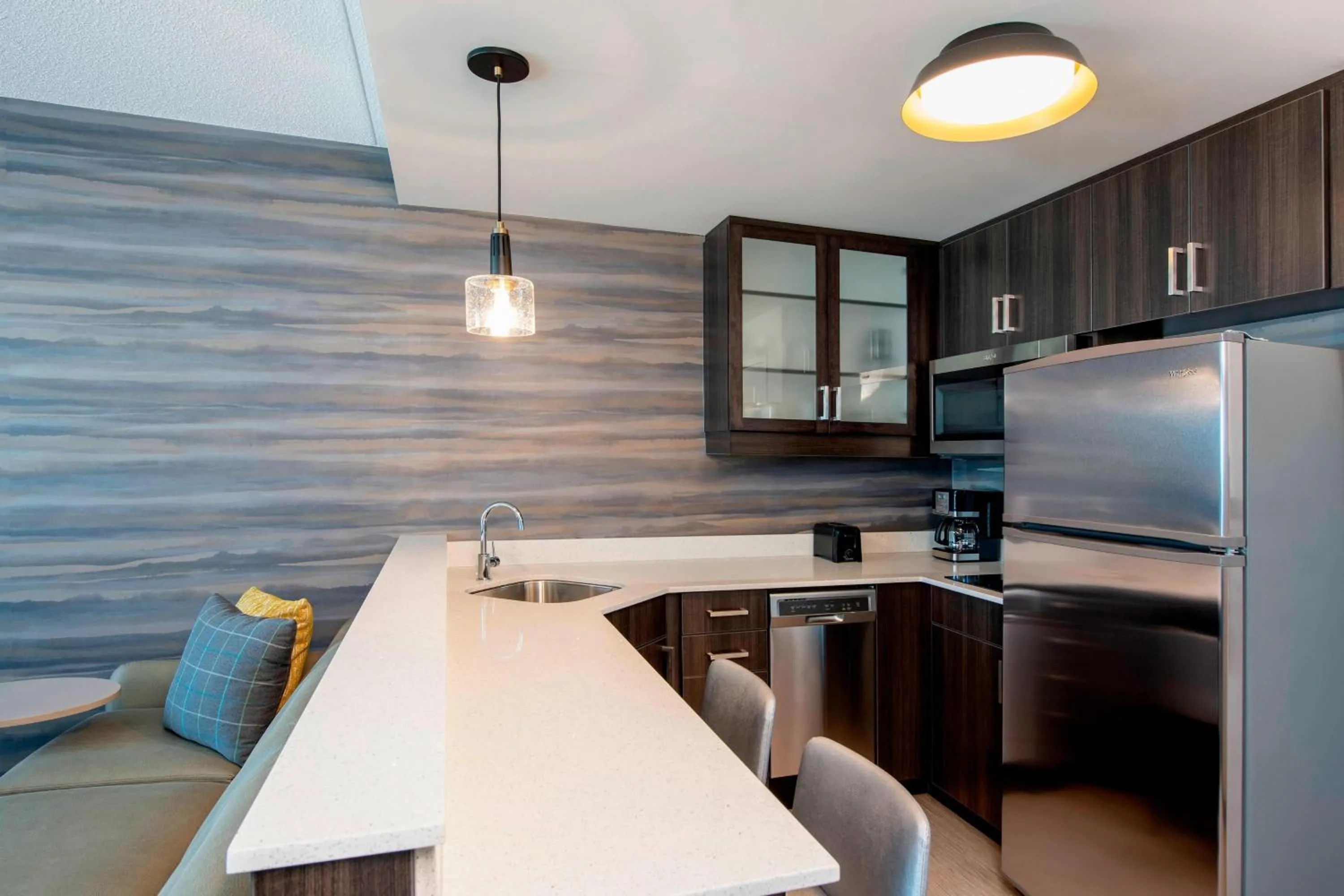 Kitchen or kitchenette in Residence Inn by Marriott Winnipeg