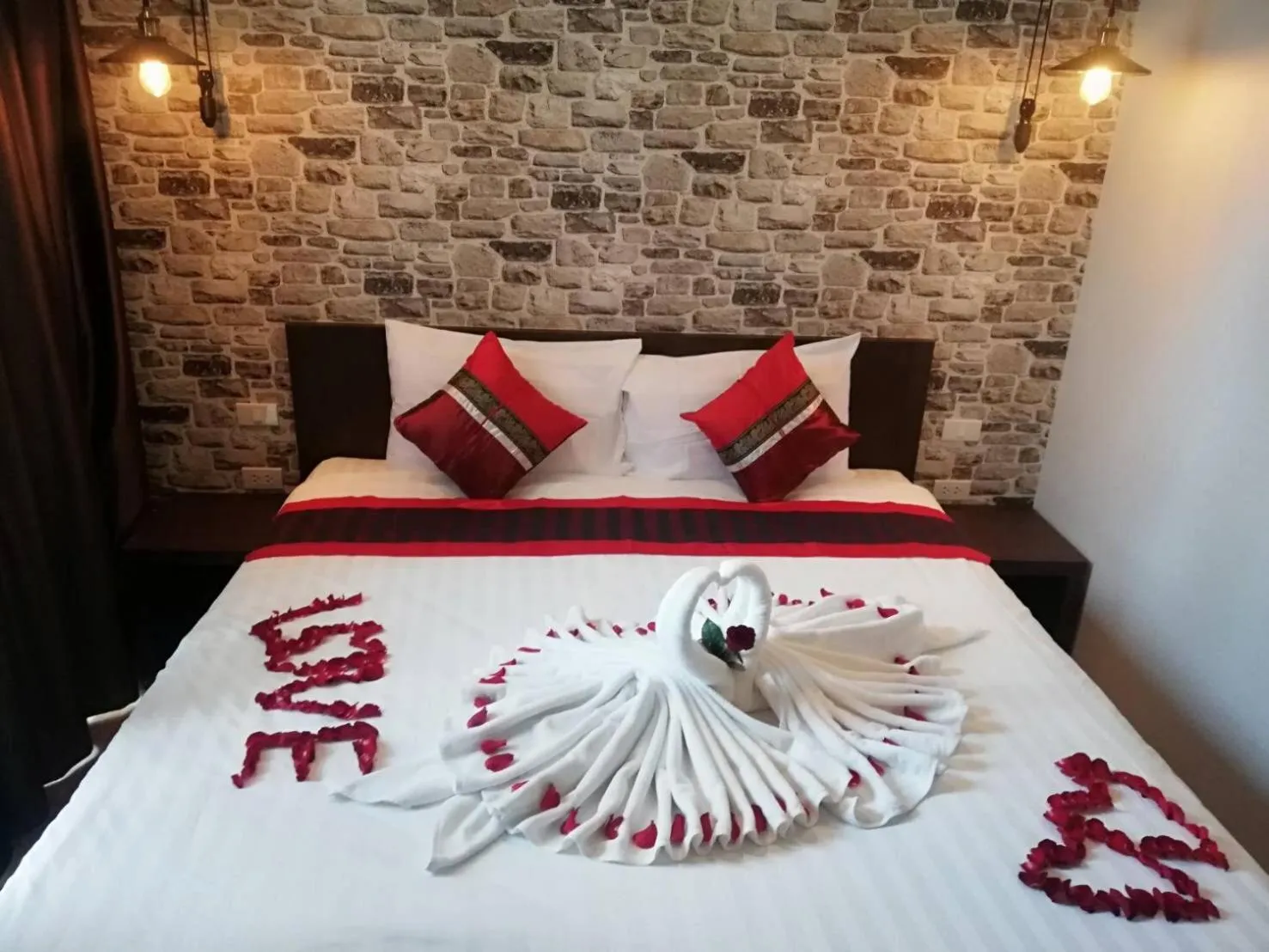 Bed in KG Private Pool Villas Soi 9