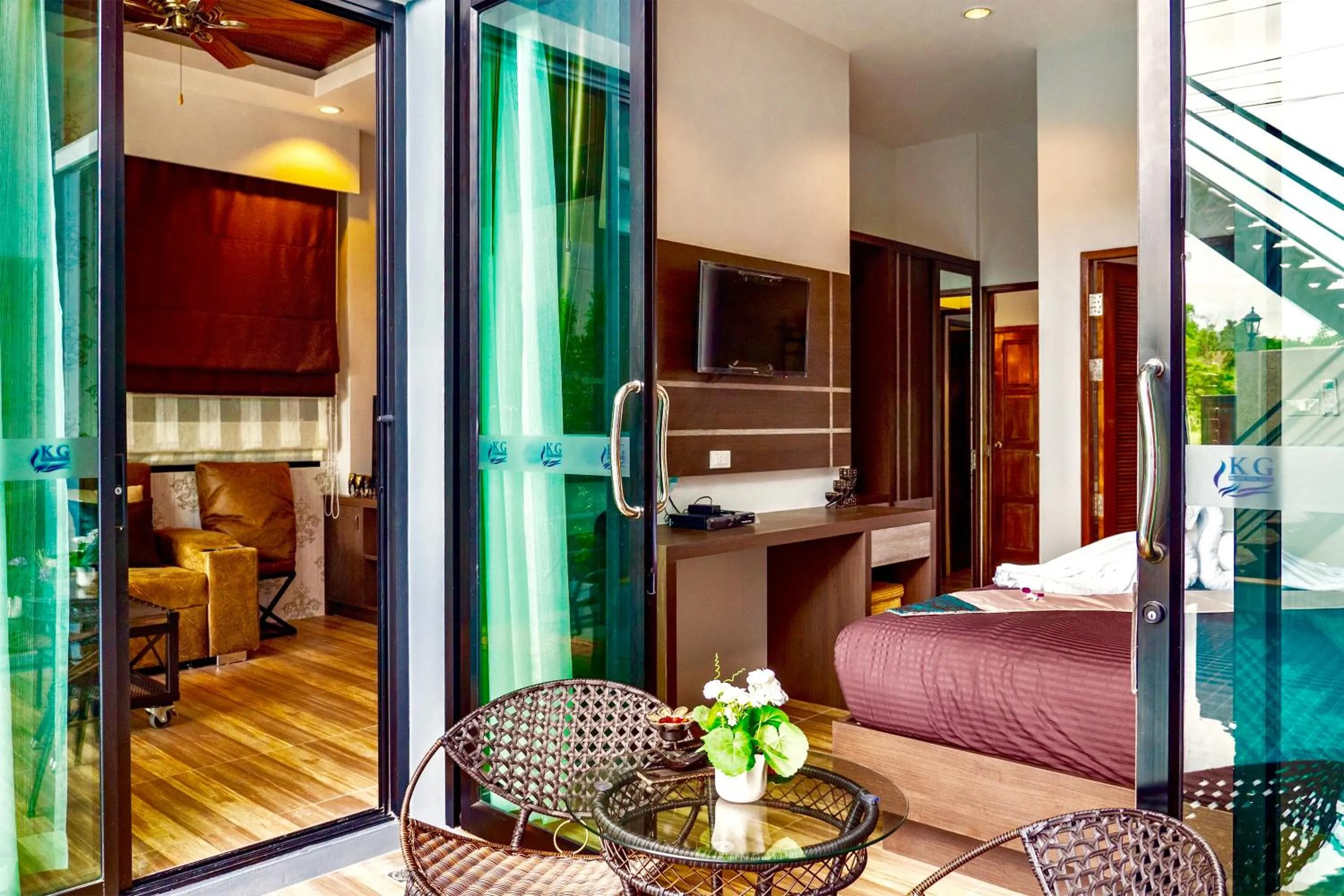 Bed in KG Private Pool Villas Soi 9