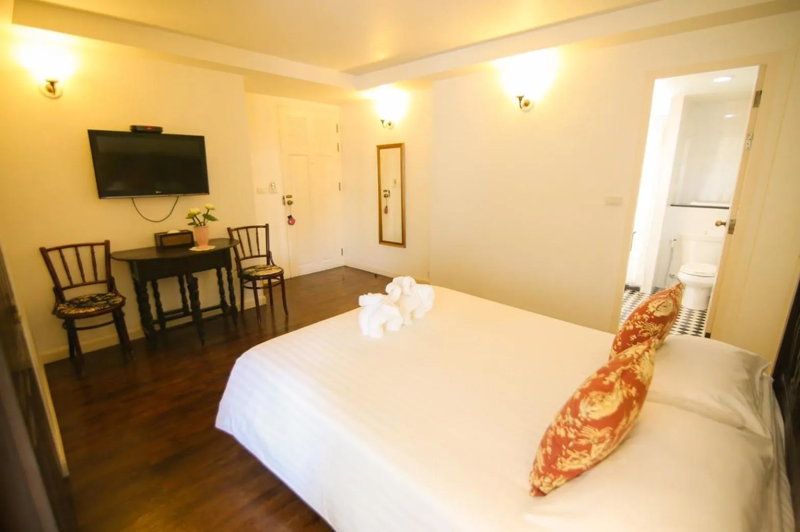 Bedroom, Bed in SSIP Boutique Dhevej Bangkok