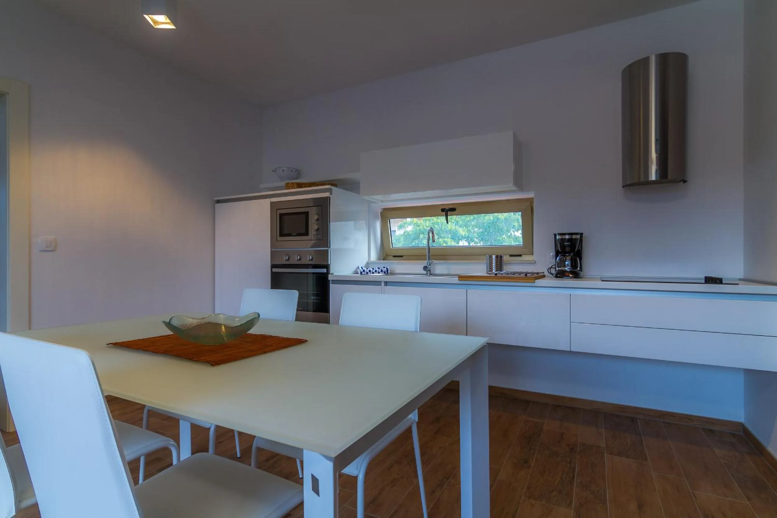 Kitchen or kitchenette in Villa Royal