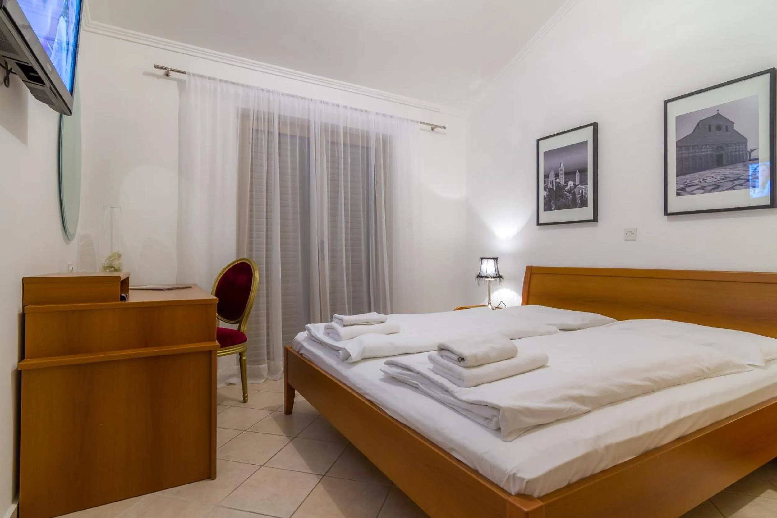 Bedroom in Villa Royal