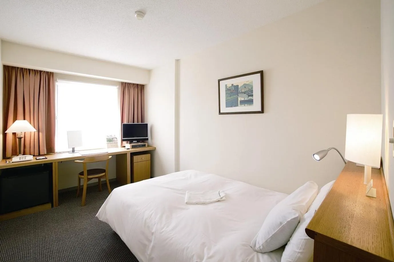 Day, Bed in Smile Hotel Tomakomai