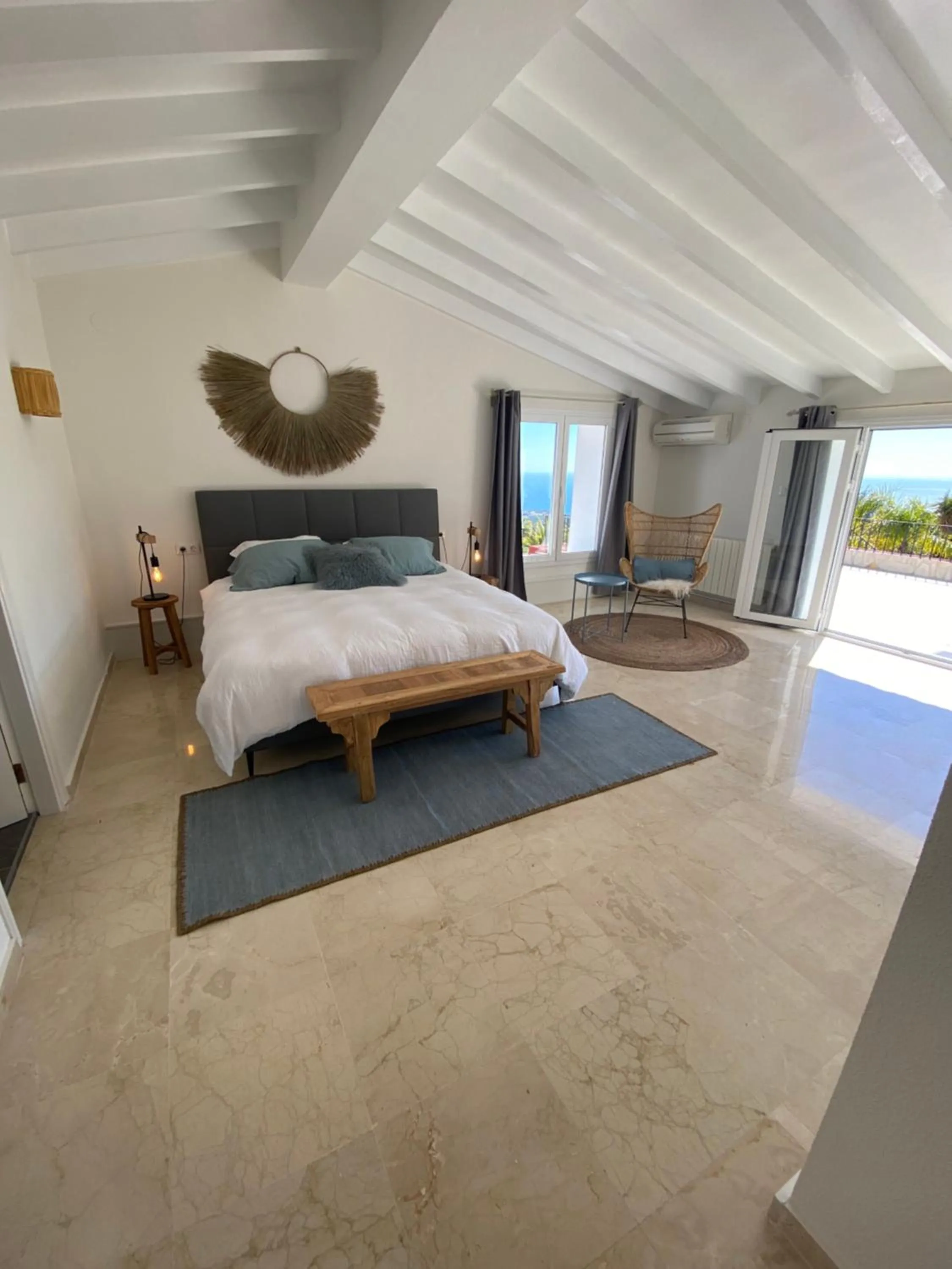 Deluxe Double Room with Balcony and Sea View in Casa Pedramala