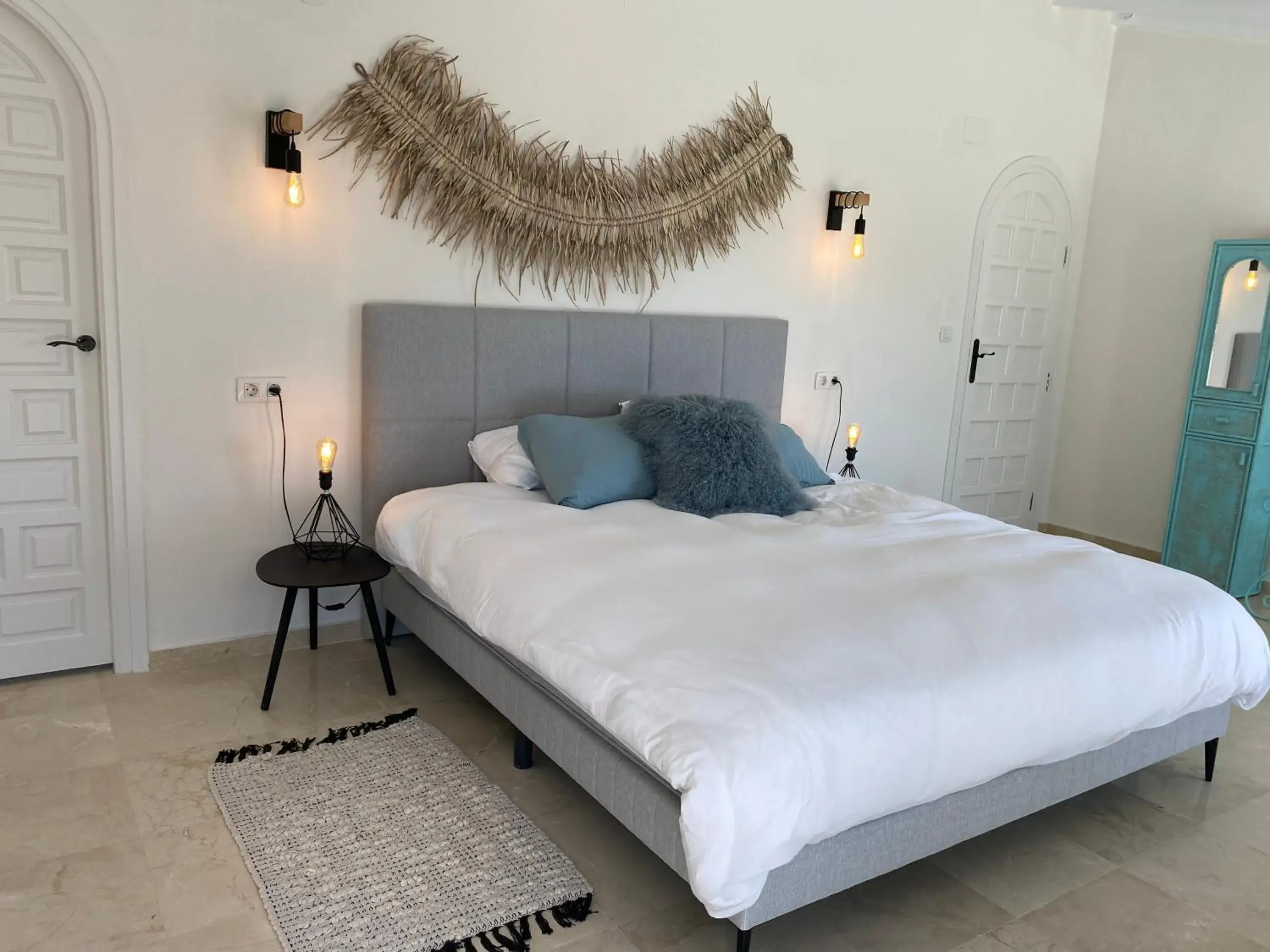 Deluxe Double Room with Balcony and Sea View in Casa Pedramala Deluxe Double Room with Balcony and Sea View in Casa Pedramala