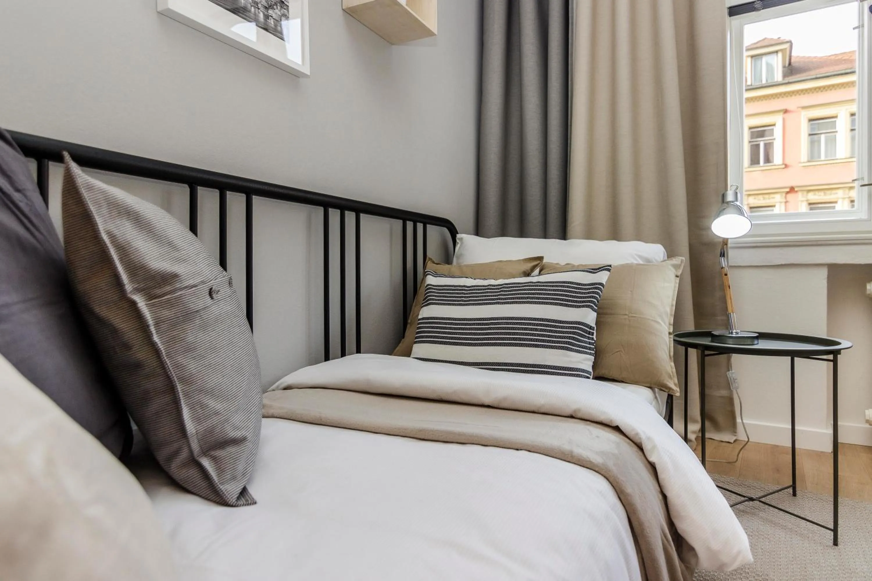 Bed in APT in Prague Charles Bridge 1km by Michal&Friends