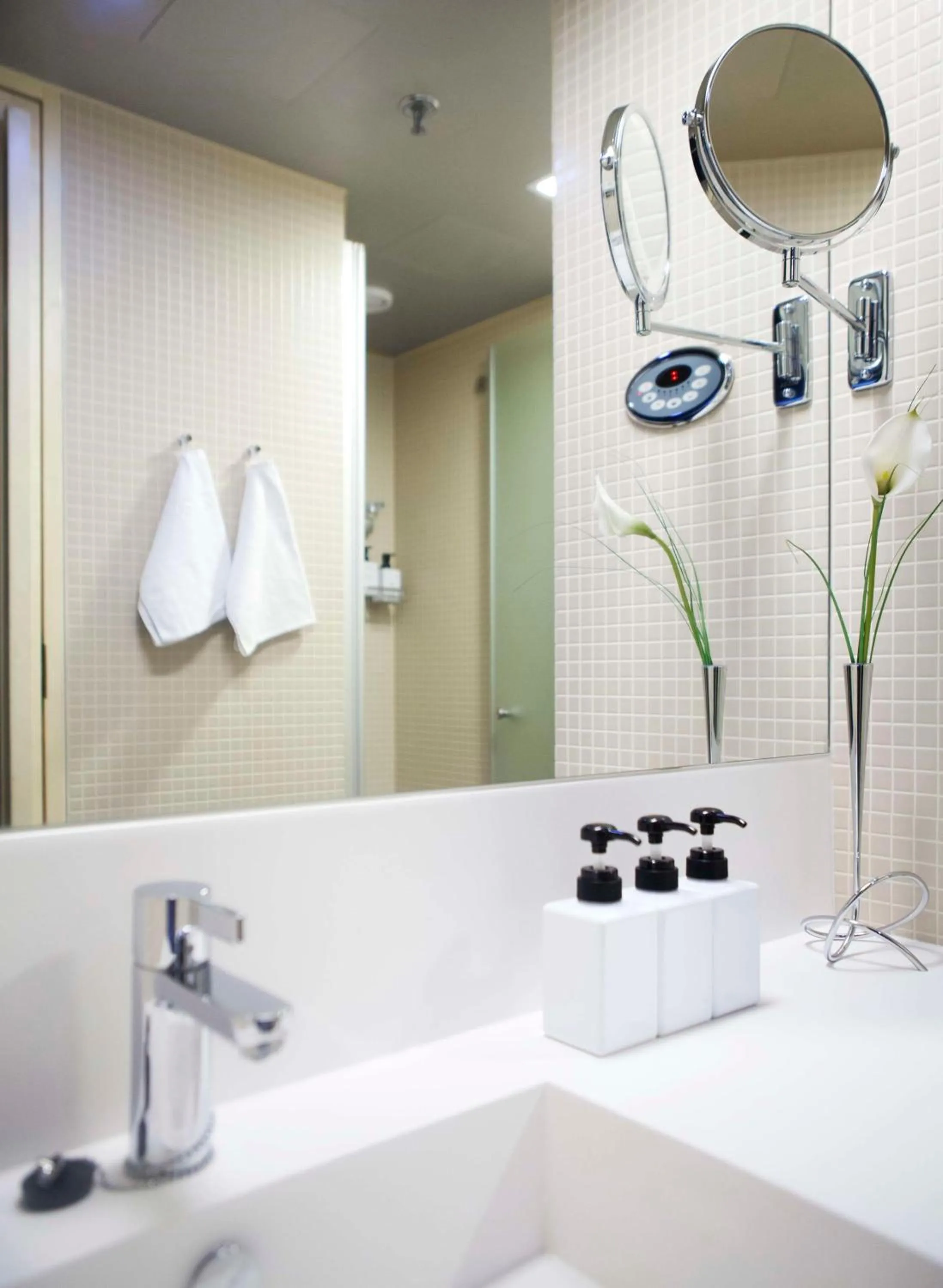 Bedroom in Scandic Paasi