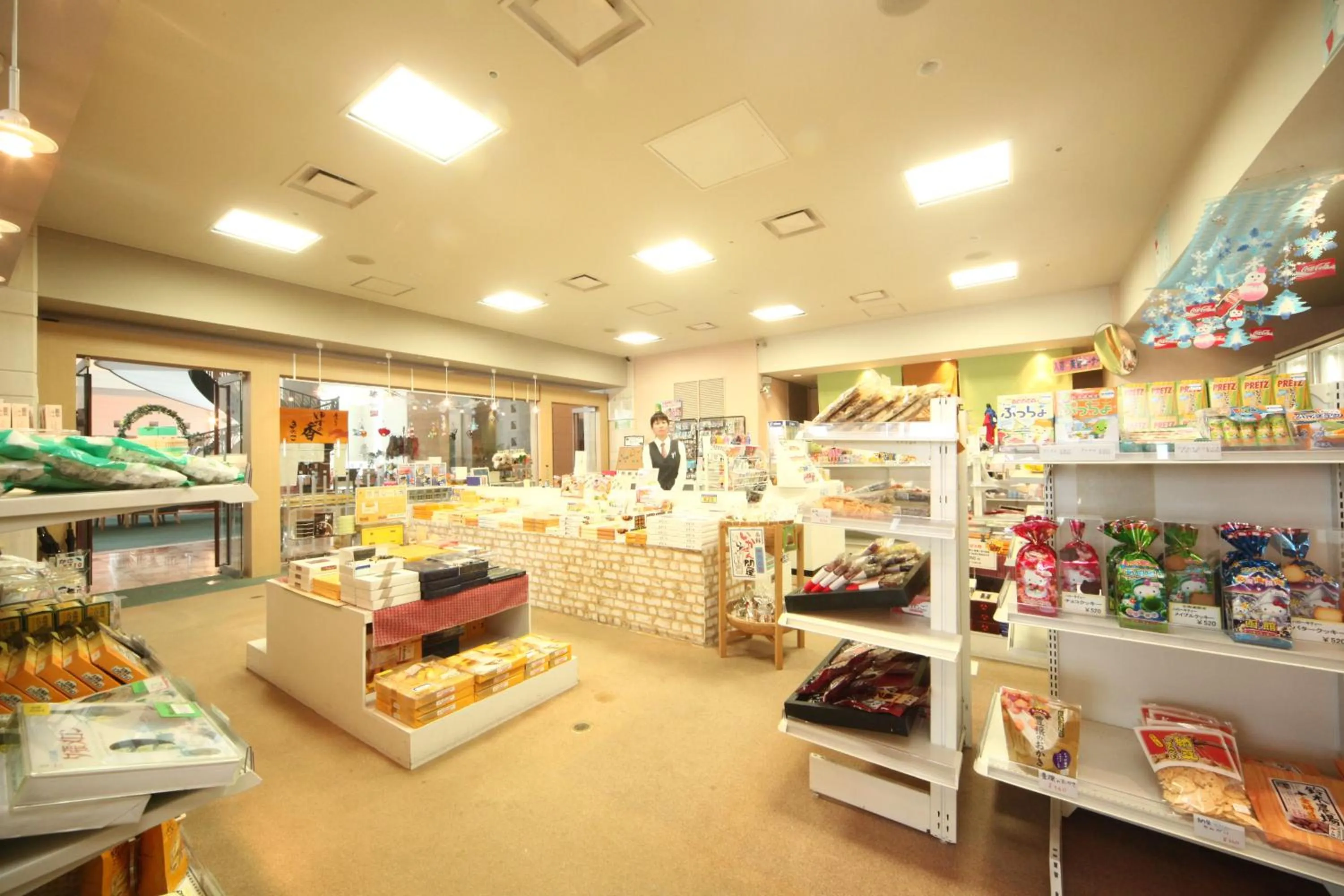 Shopping Area in LiVEMAX RESORT Hakodate Greenpia Onuma