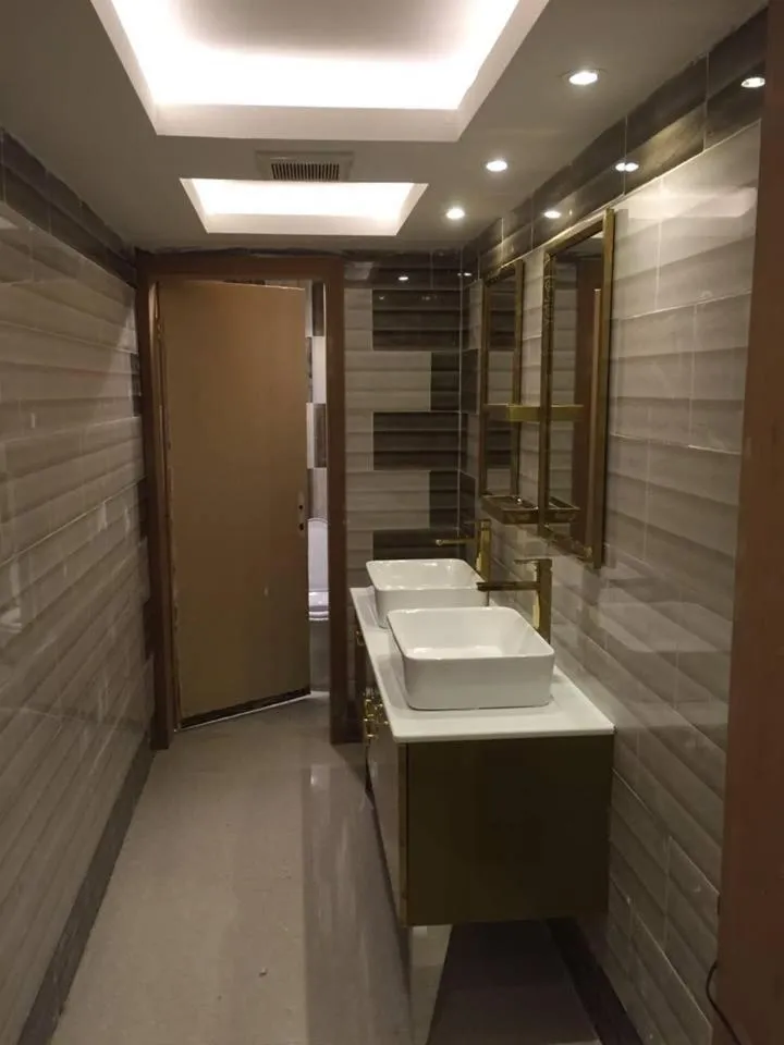 Bathroom in Rukon Buotat 15