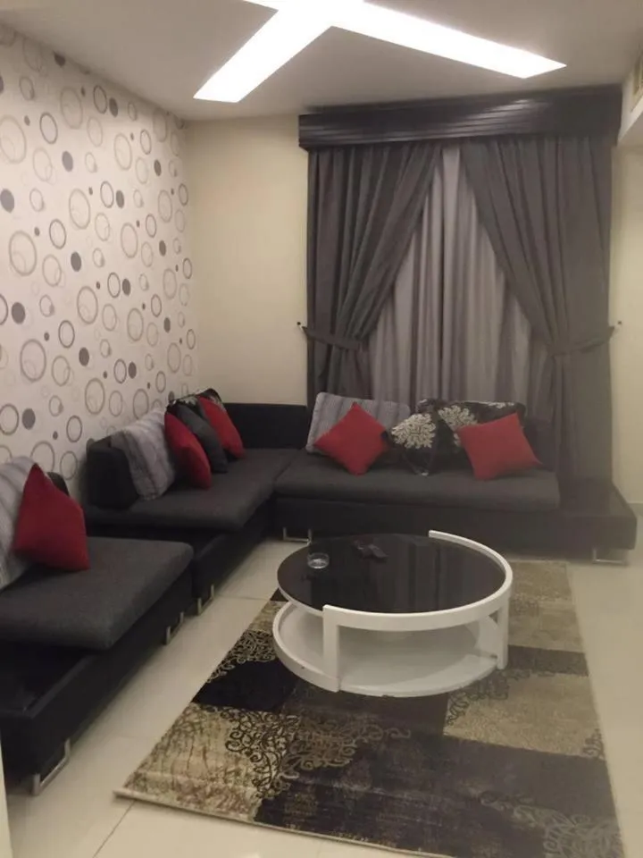 Communal lounge/ TV room in Rukon Buotat 15