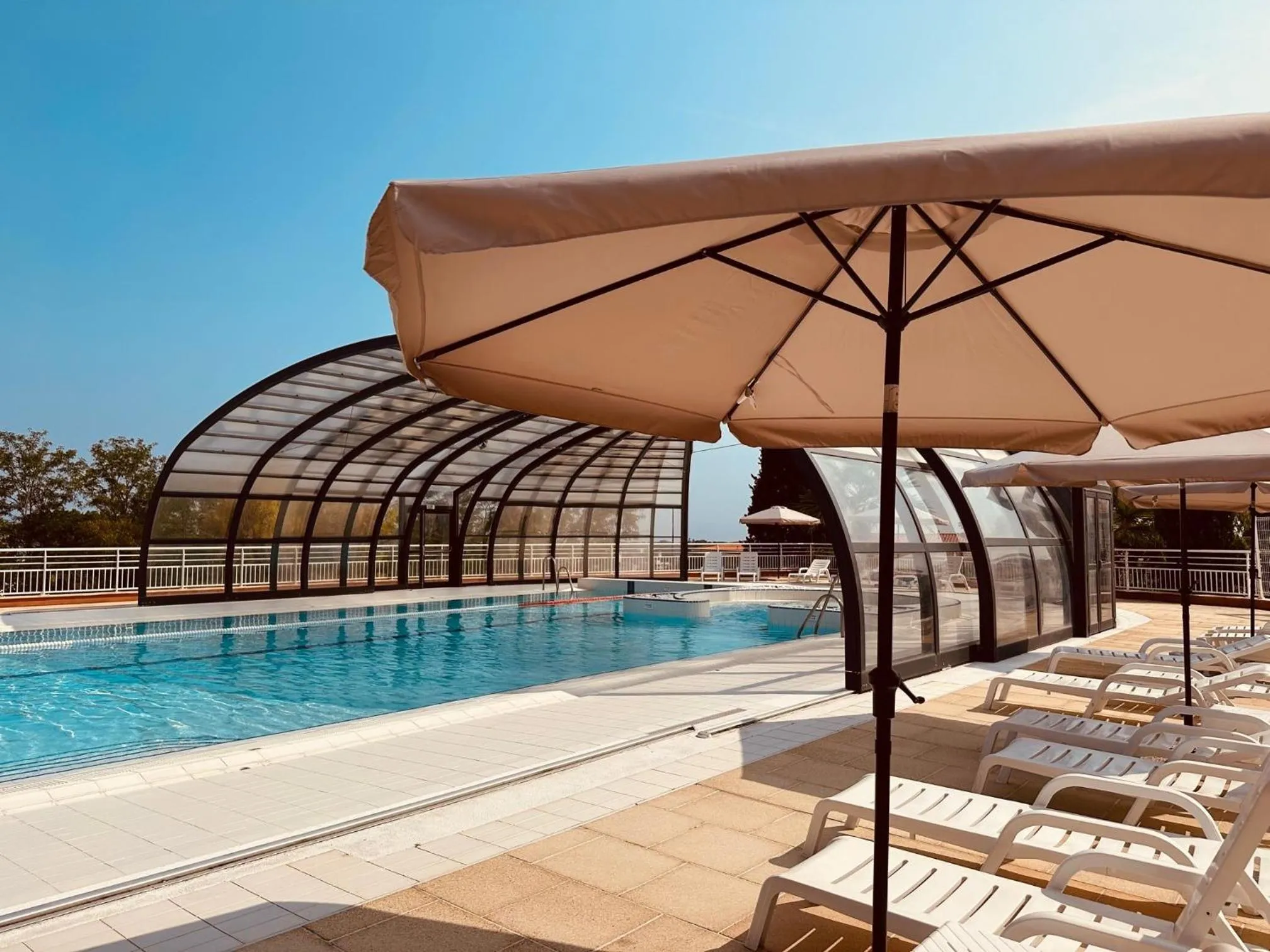 Swimming Pool in Residence Azureva Roquebrune Cap Martin