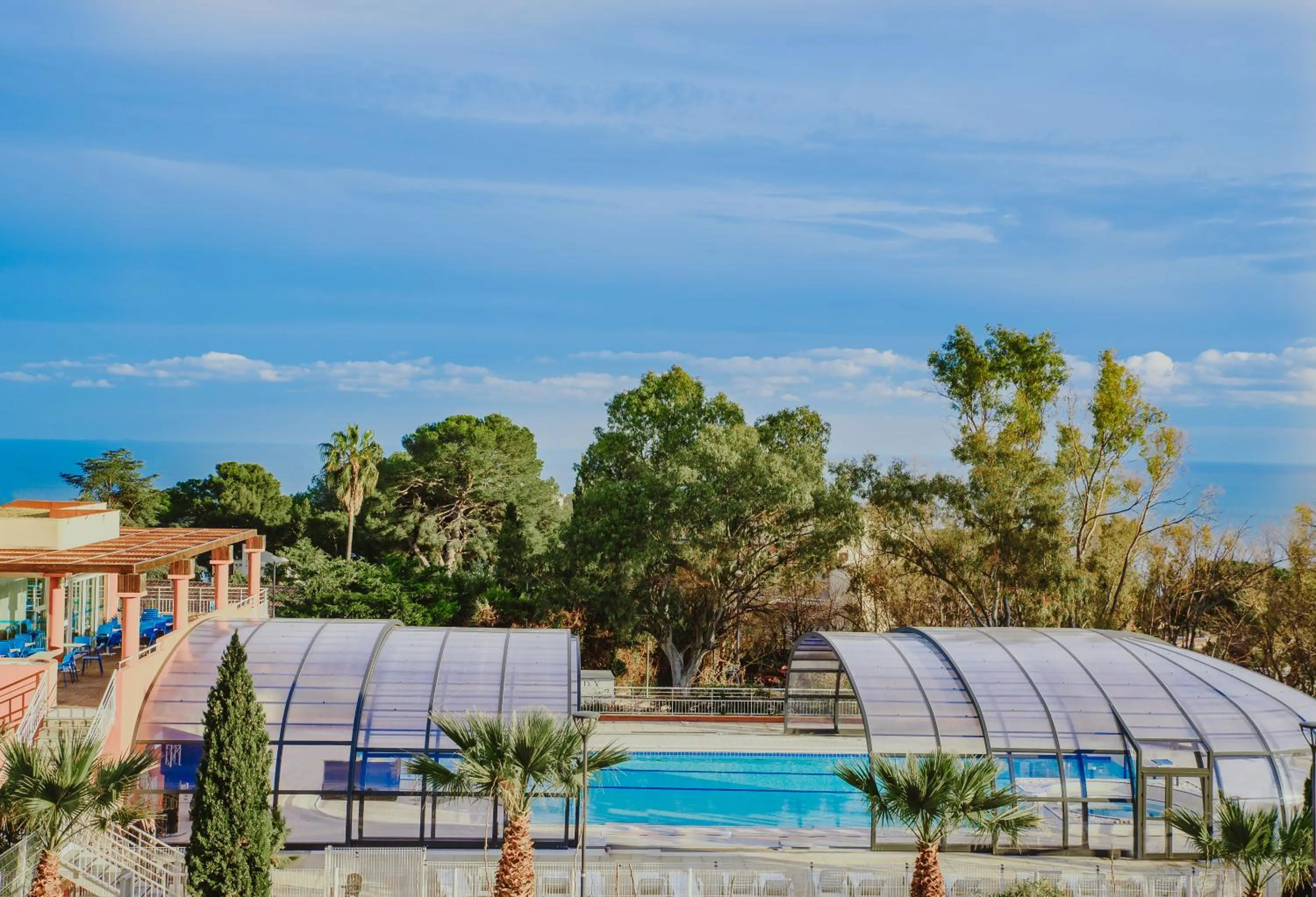 Sea view, Swimming Pool in Residence Azureva Roquebrune Cap Martin