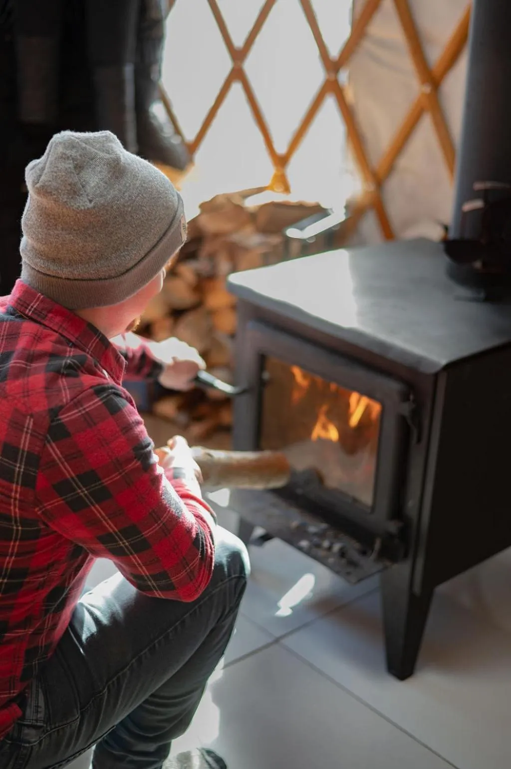 fireplace in Les Racines du p'tit Isidore